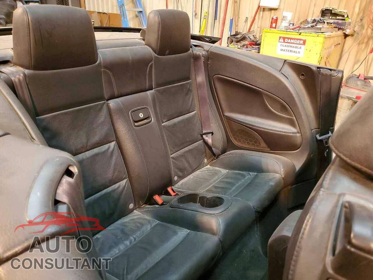 VOLKSWAGEN EOS 2015 - WVWFW8AH5FV002043