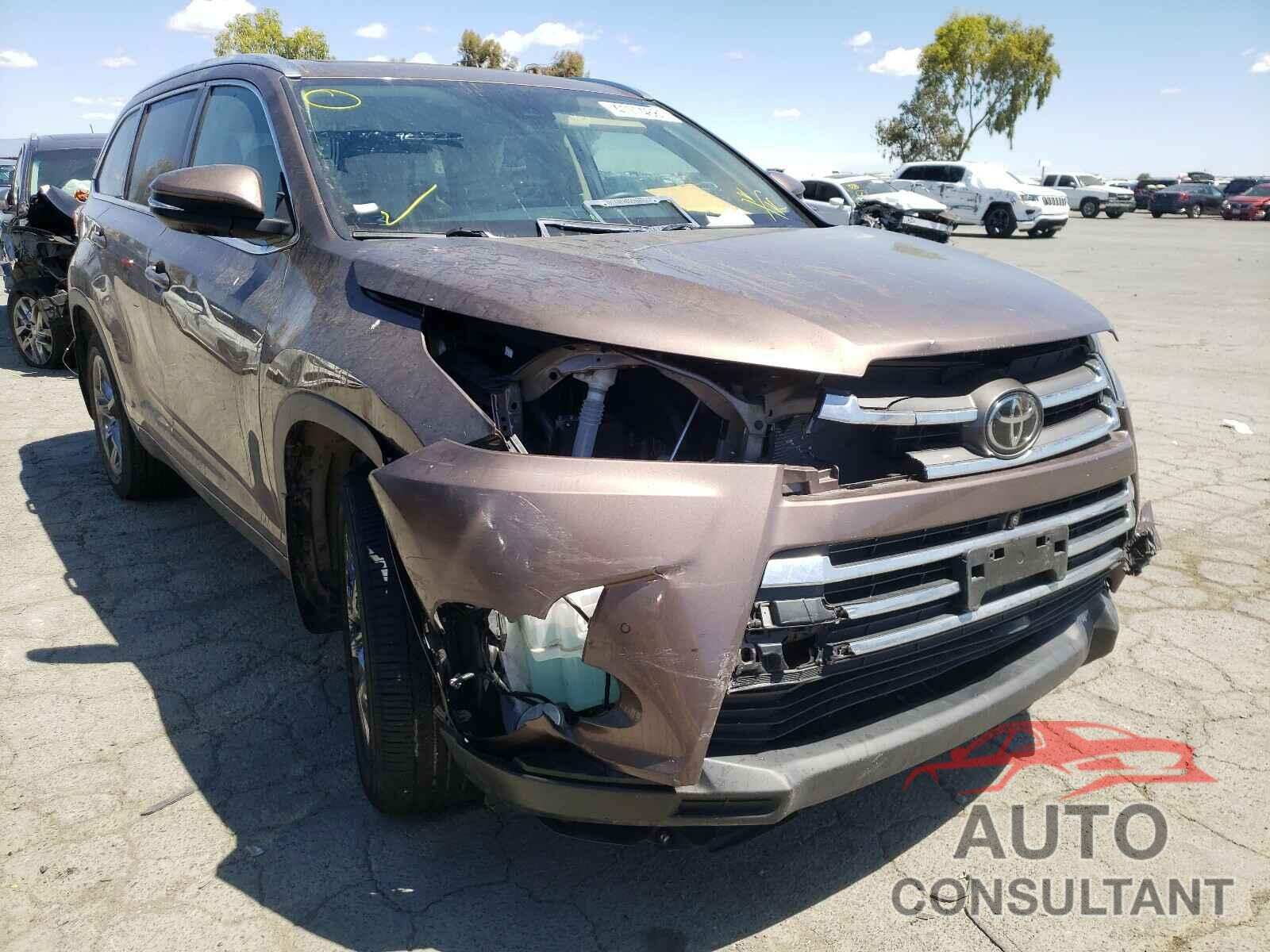 TOYOTA HIGHLANDER 2018 - 5TDDZRFH1JS837475