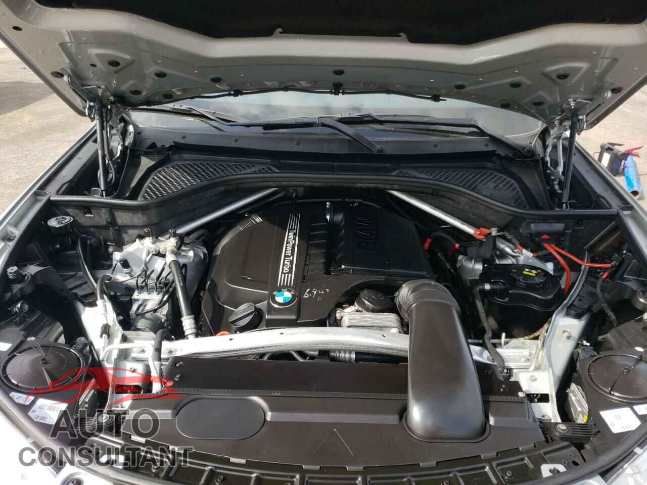 BMW X5 2015 - 5UXKR0C59F0P14447