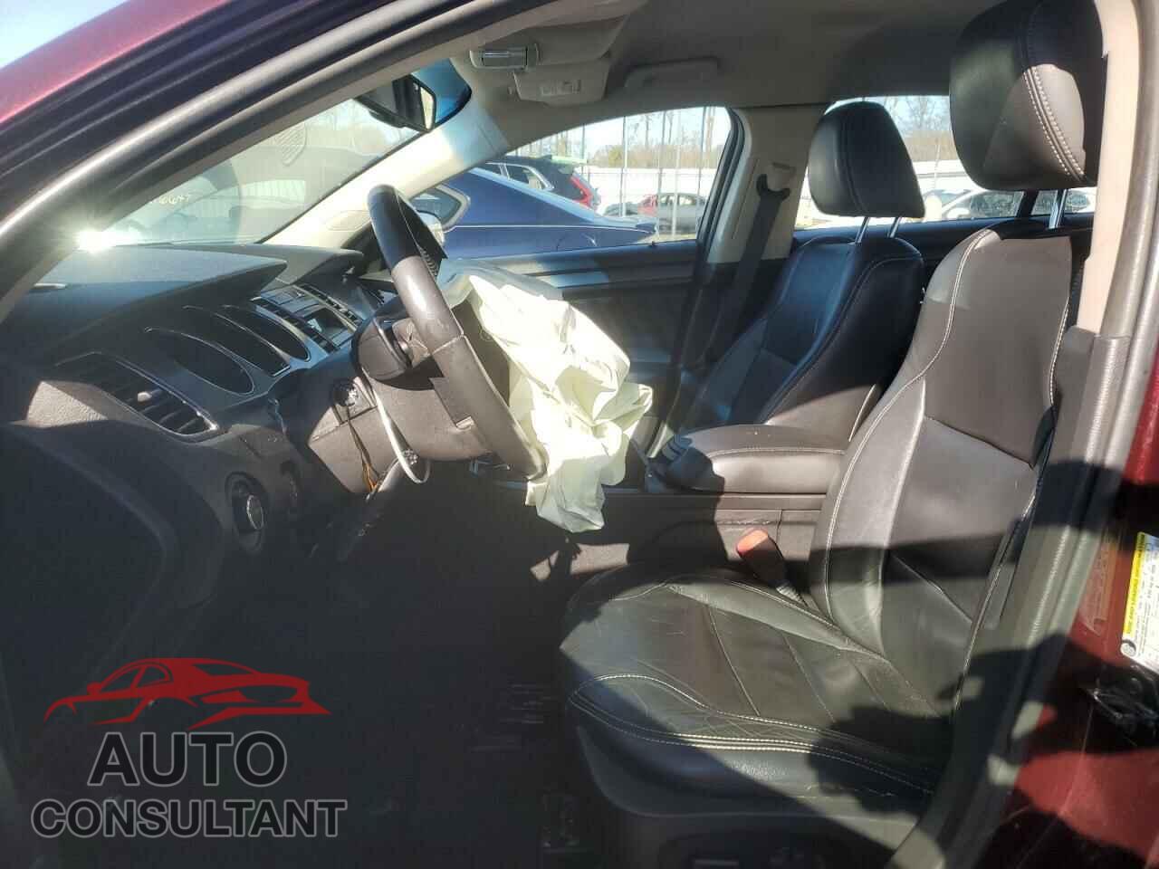 FORD TAURUS 2011 - 1FAHP2EW8BG155256