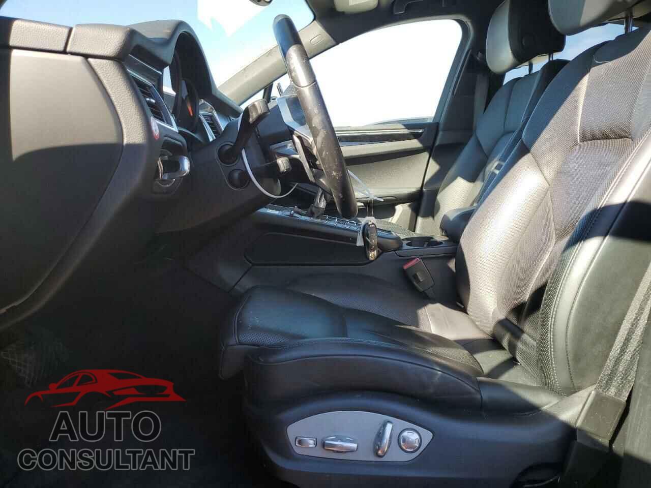 PORSCHE MACAN 2017 - WP1AB2A52HLB17544