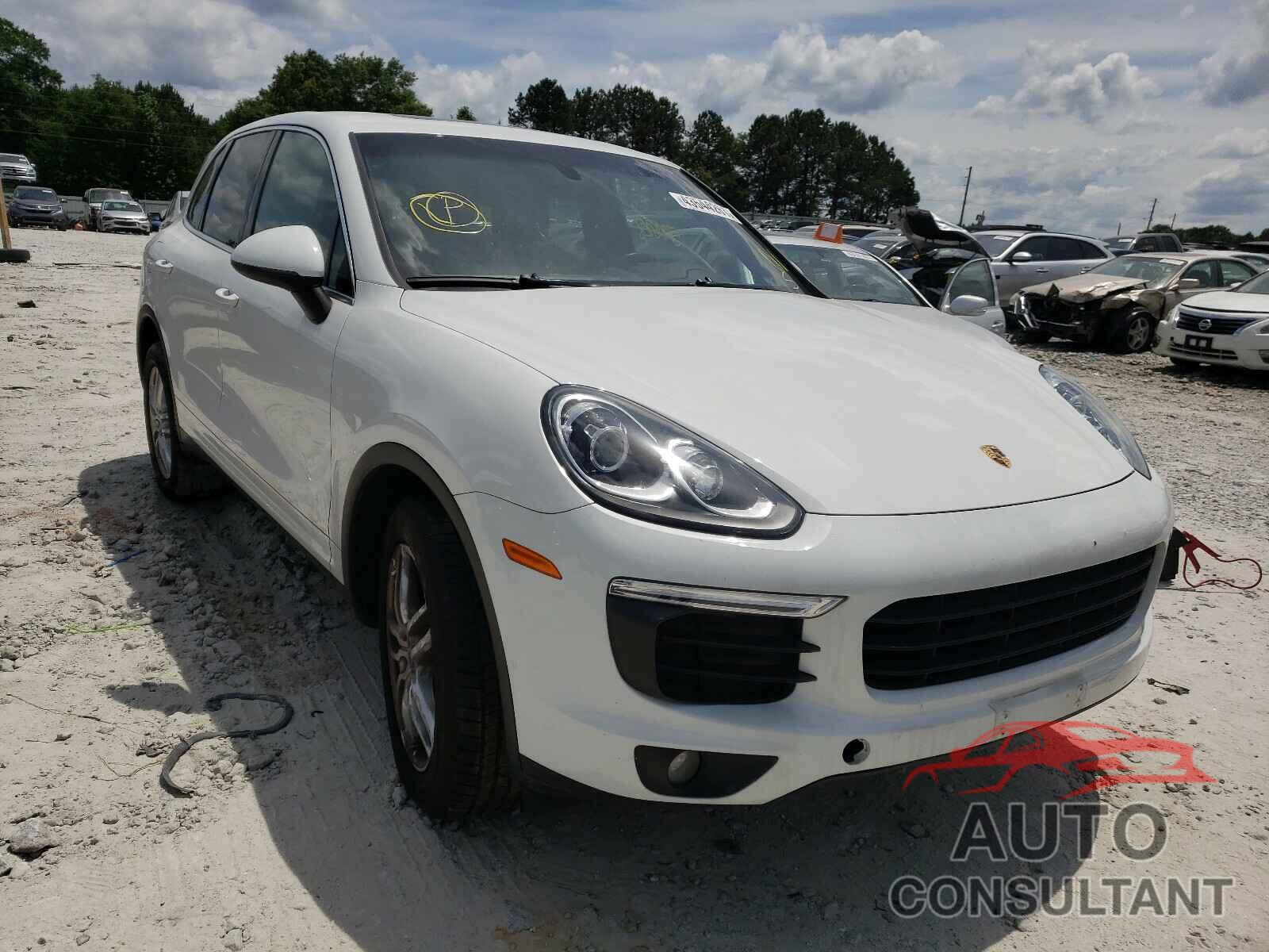 PORSCHE CAYENNE 2016 - WP1AA2A21GKA09087