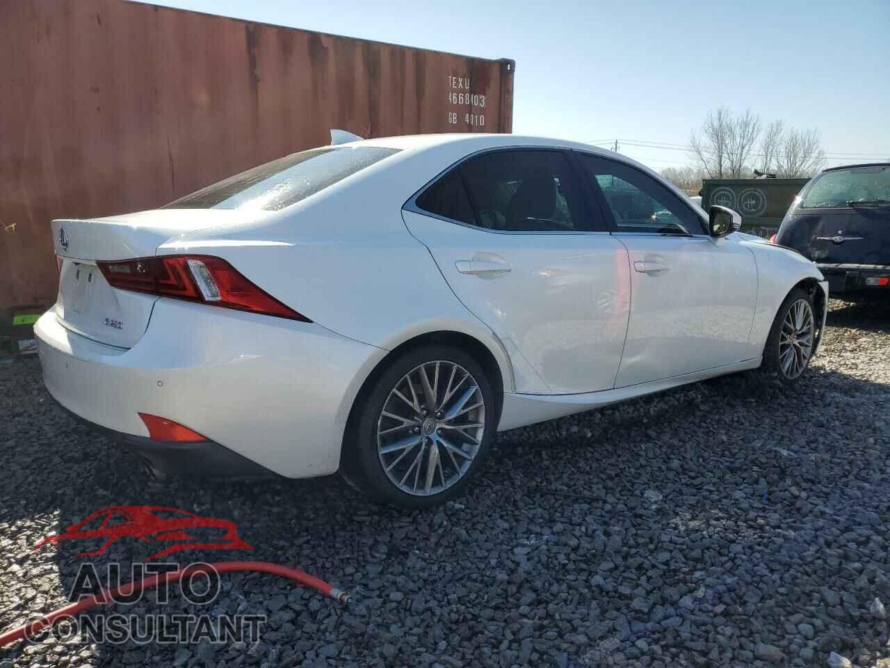 LEXUS IS 2014 - JTHBF1D27E5022207