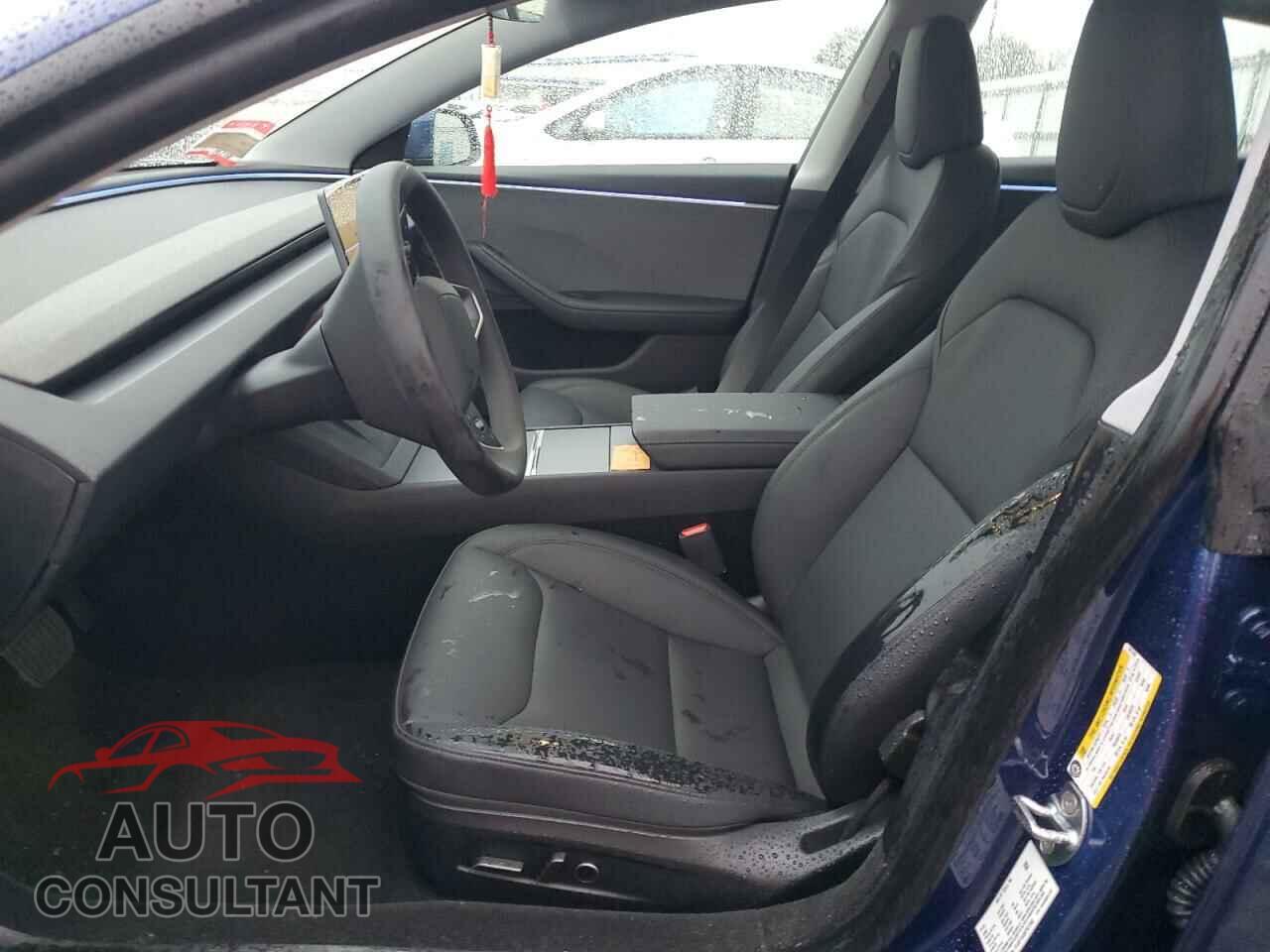 TESLA MODEL 3 2025 - 5YJ3E1EA3SF927360