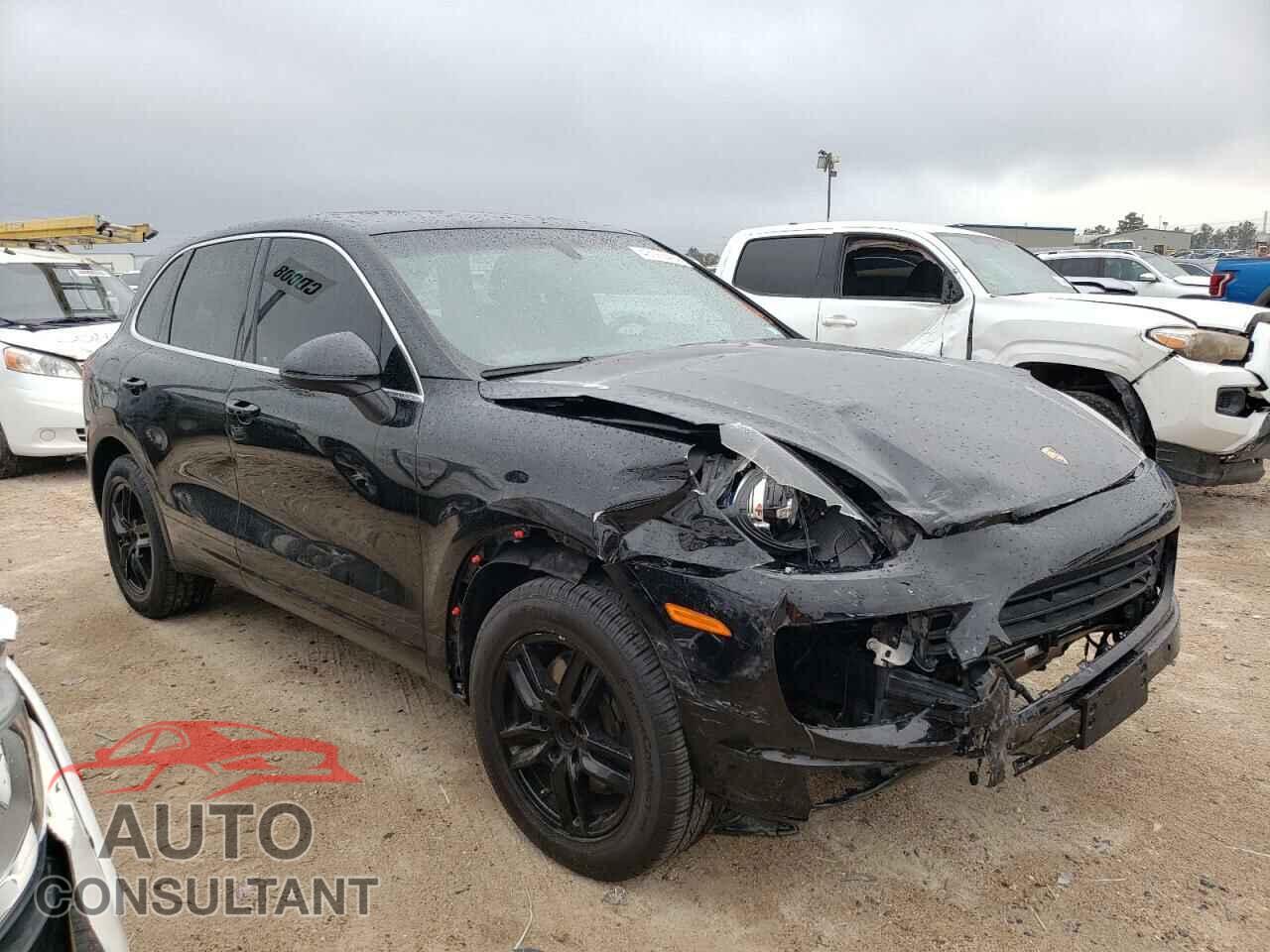 PORSCHE CAYENNE 2018 - WP1AA2A21JKA02860