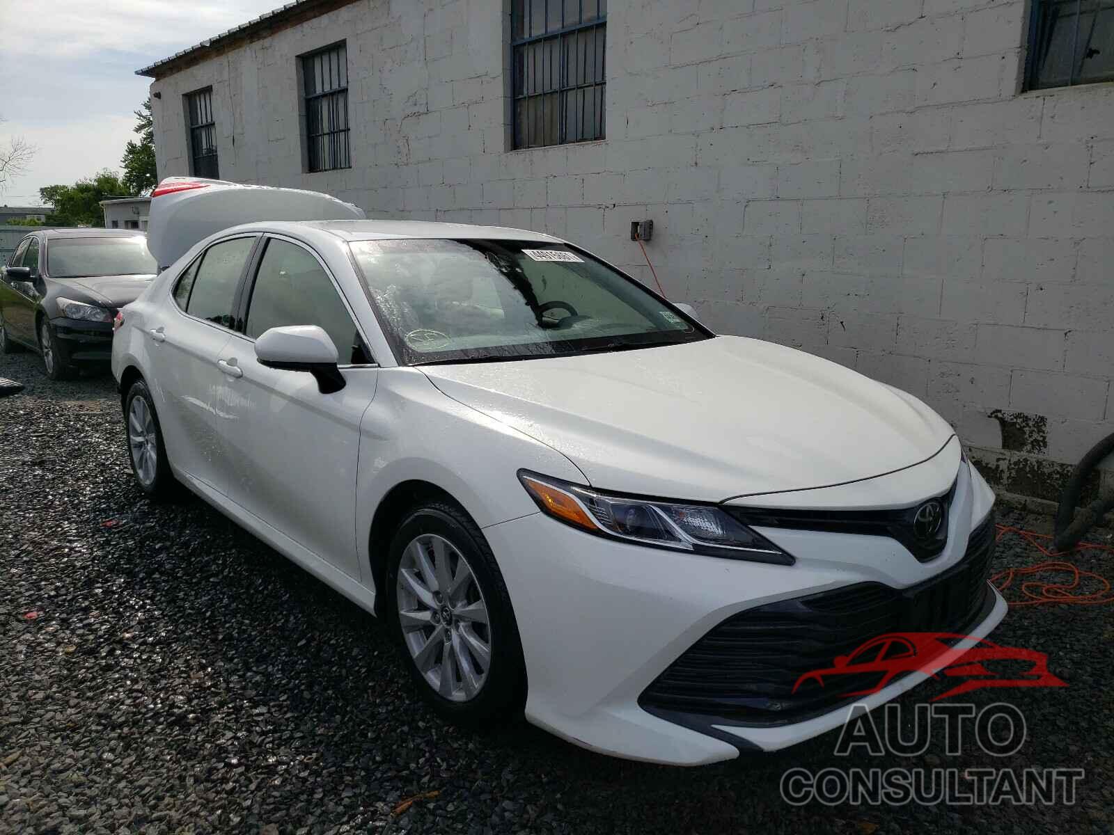 TOYOTA CAMRY 2018 - JTNB11HKXJ3019149