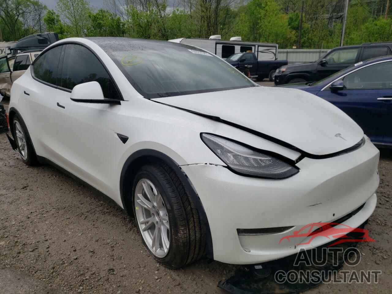TESLA MODEL Y 2021 - 5YJYGAEE0MF180189