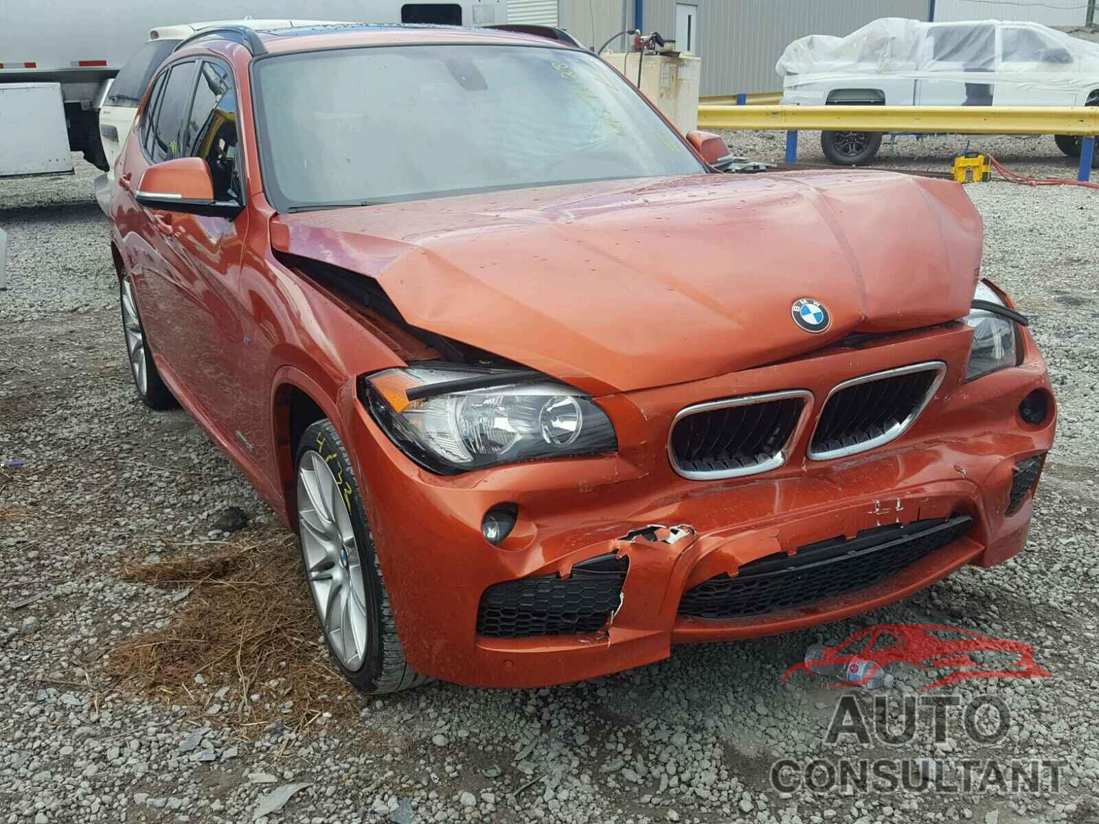 BMW X1 SDRIVE28I 2015 - WBAVM1C5XFV315842