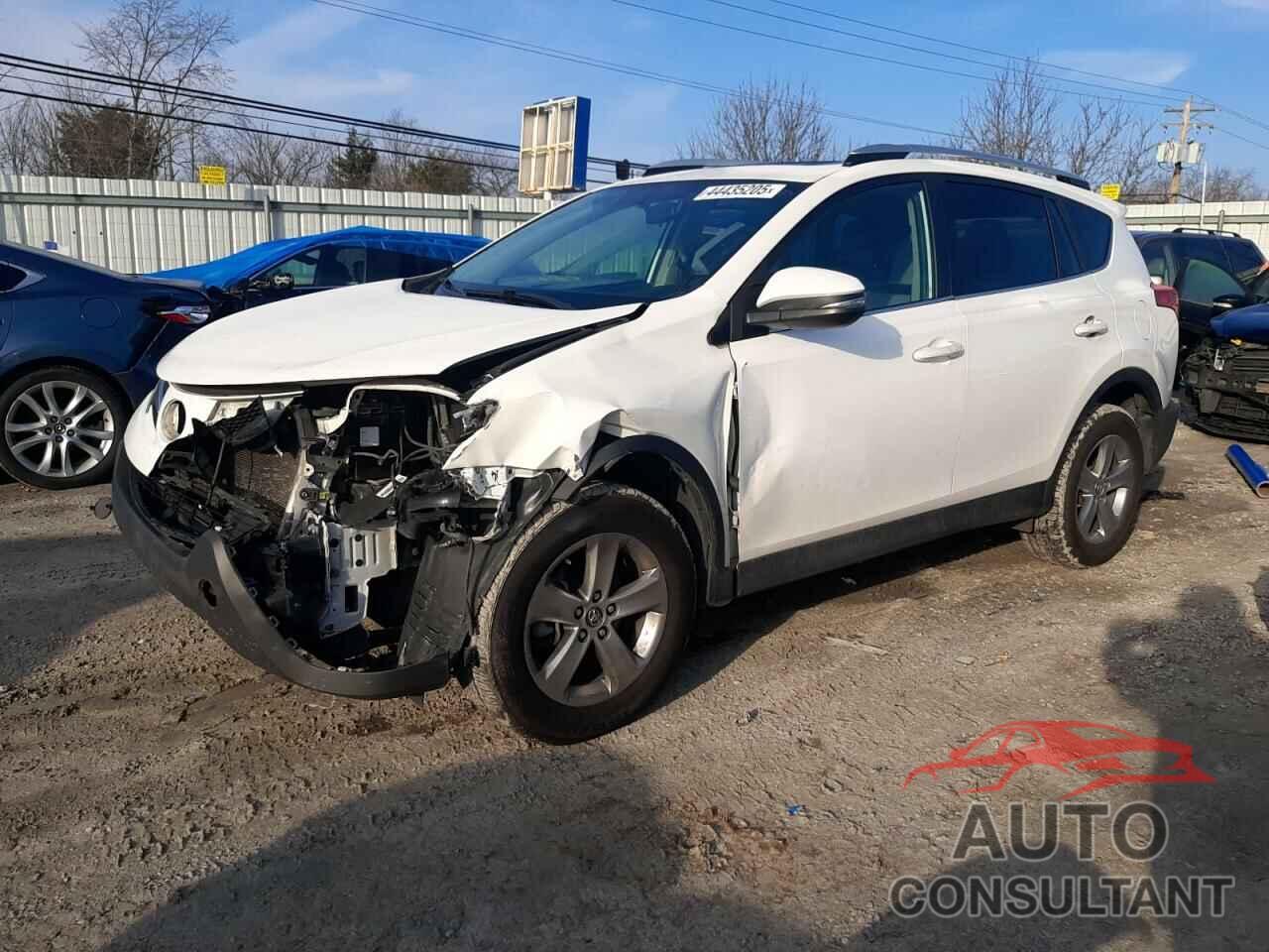 TOYOTA RAV4 2015 - JTMRFREV1FD101273