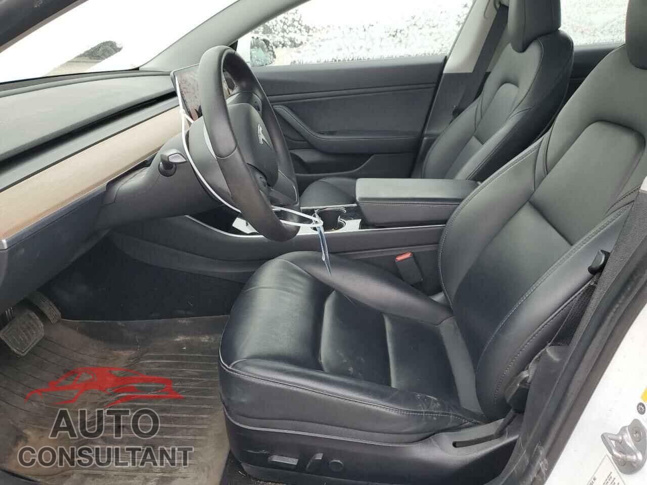 TESLA MODEL 3 2019 - 5YJ3E1EA7KF483593