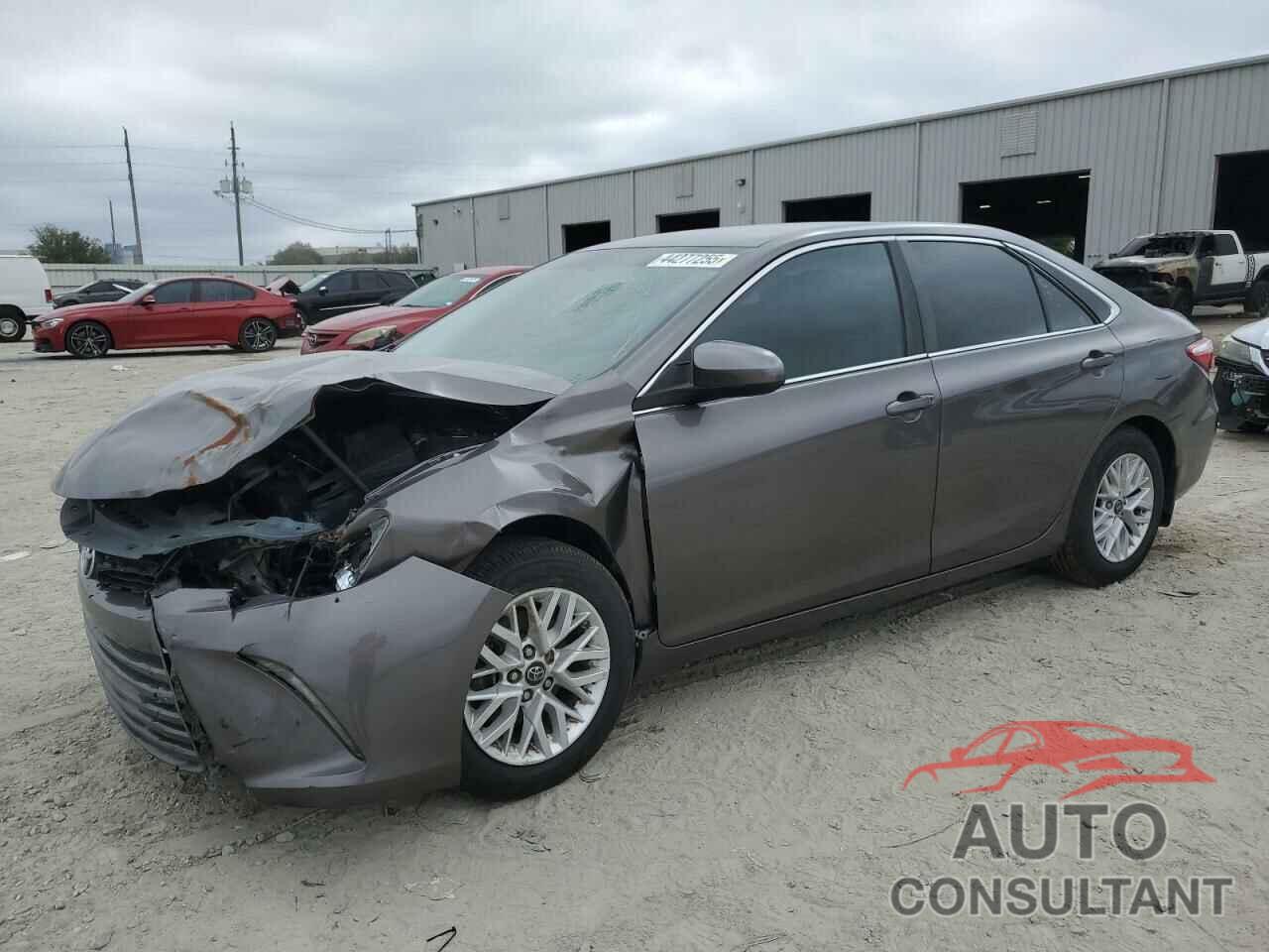 TOYOTA CAMRY 2016 - 4T4BF1FK7GR576470