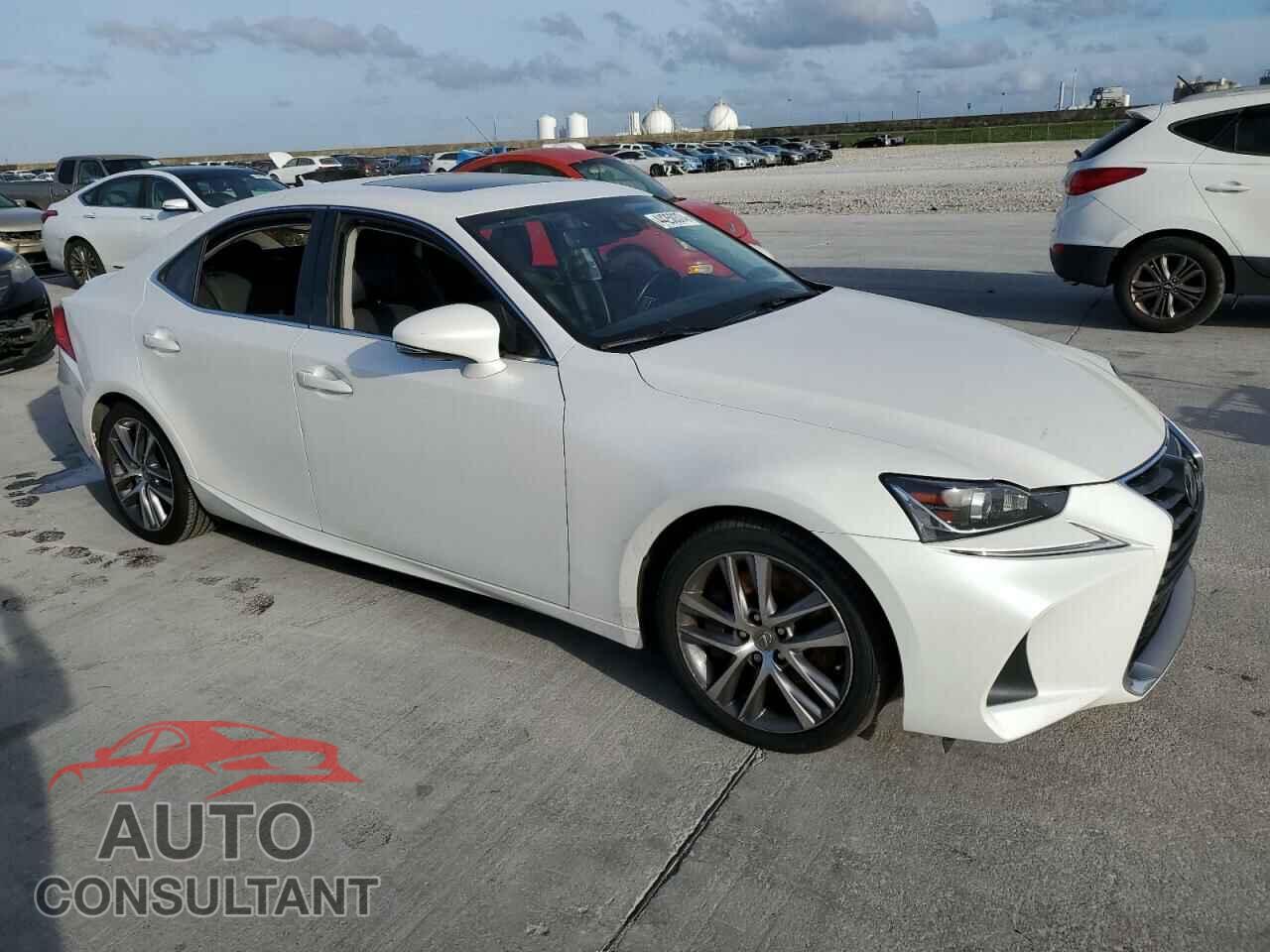 LEXUS IS 2018 - JTHBA1D26J5067051