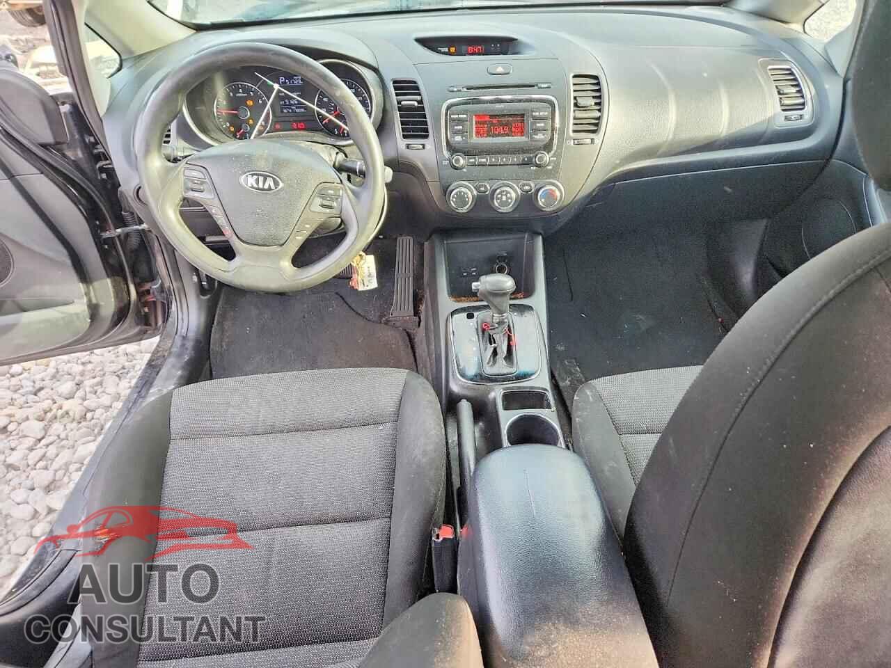 KIA FORTE 2017 - 3KPFK4A74HE078193