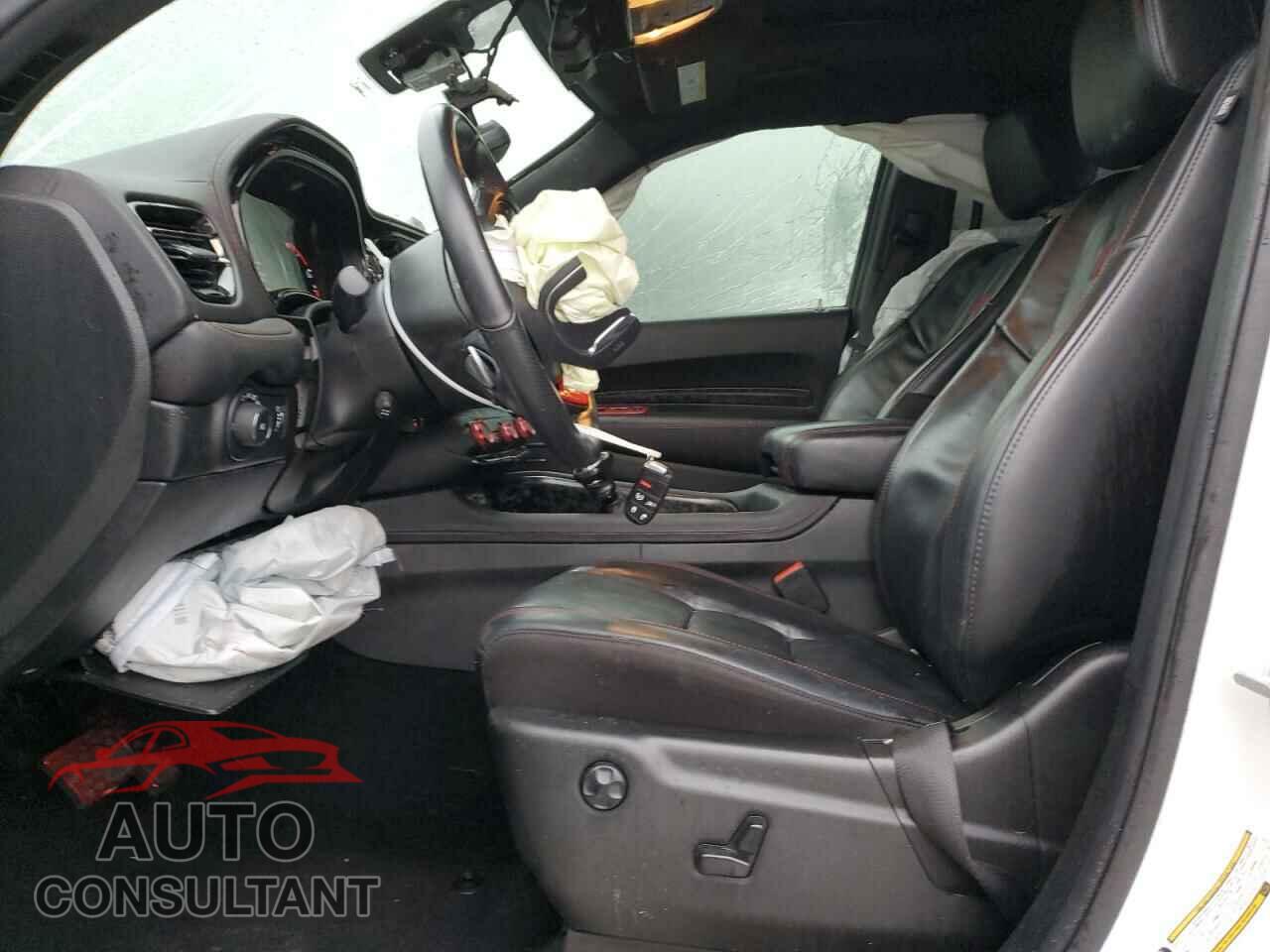 DODGE DURANGO 2023 - 1C4SDHCT1PC668058