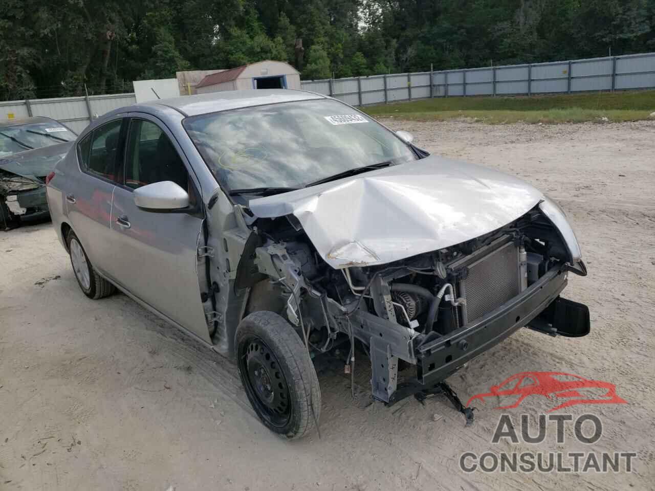 NISSAN VERSA 2018 - 3N1CN7AP1JK410841