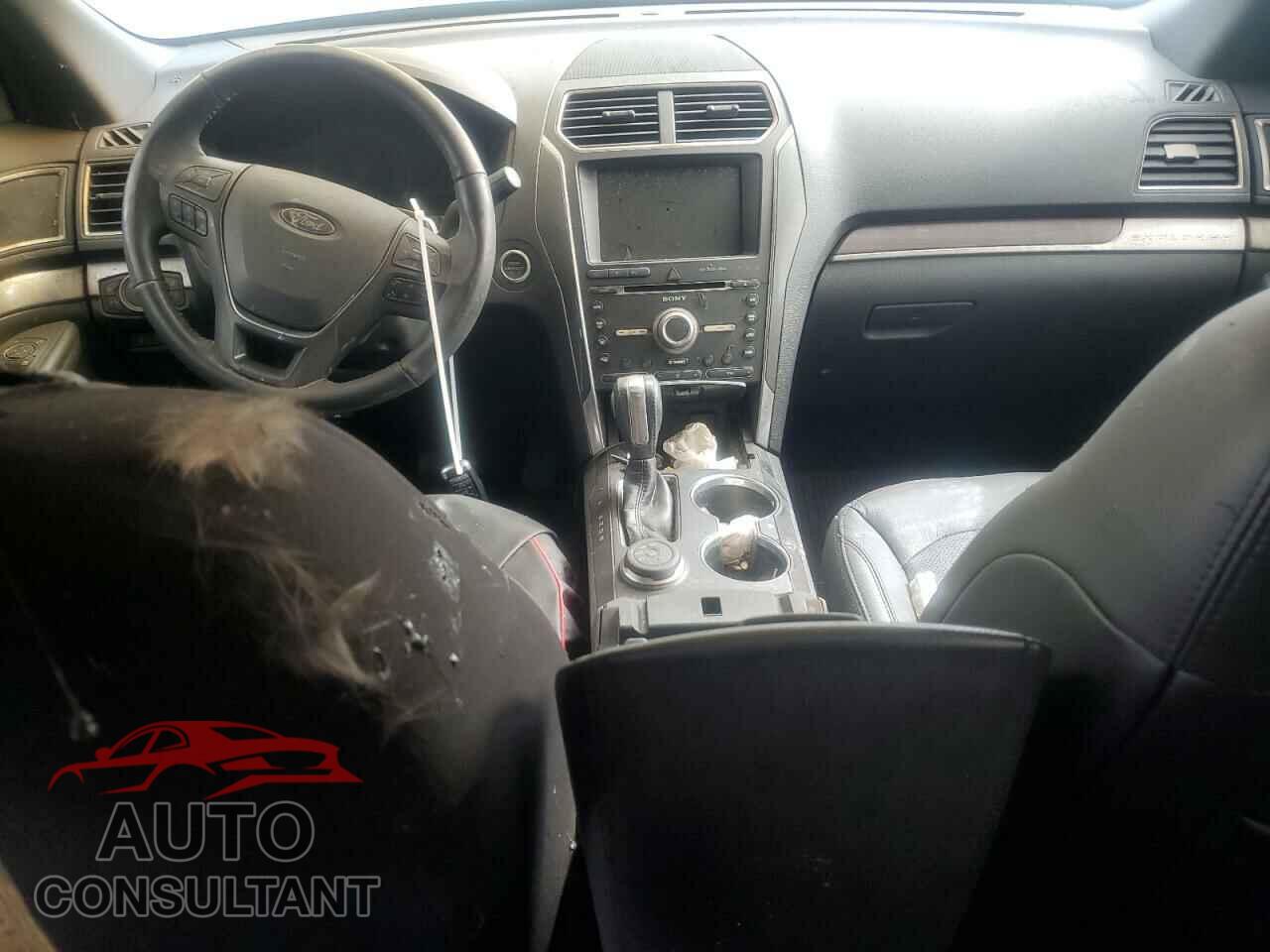 FORD EXPLORER 2018 - 1FM5K8FHXJGB57549