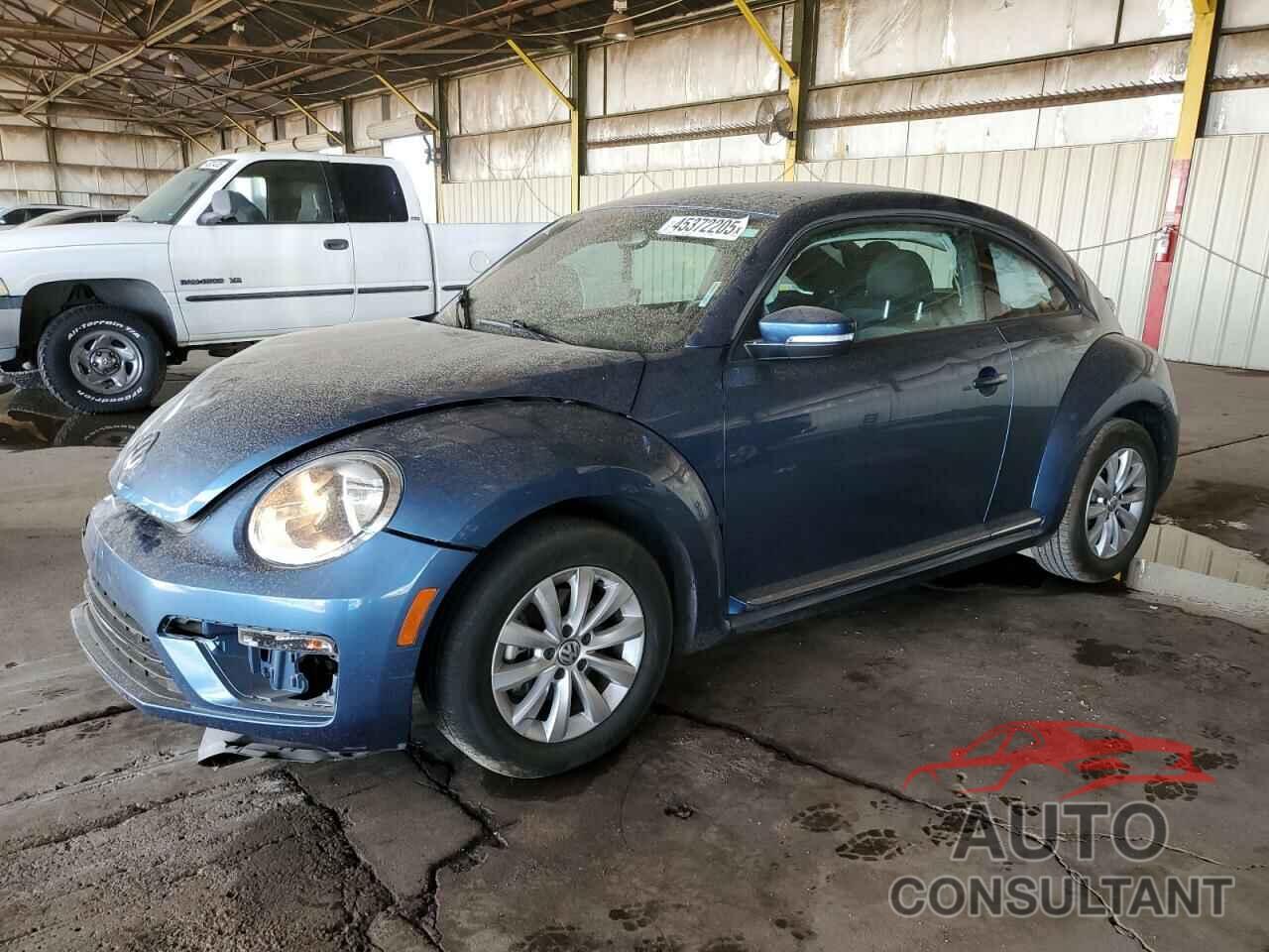 VOLKSWAGEN BEETLE 2019 - 3VWFD7AT5KM709245