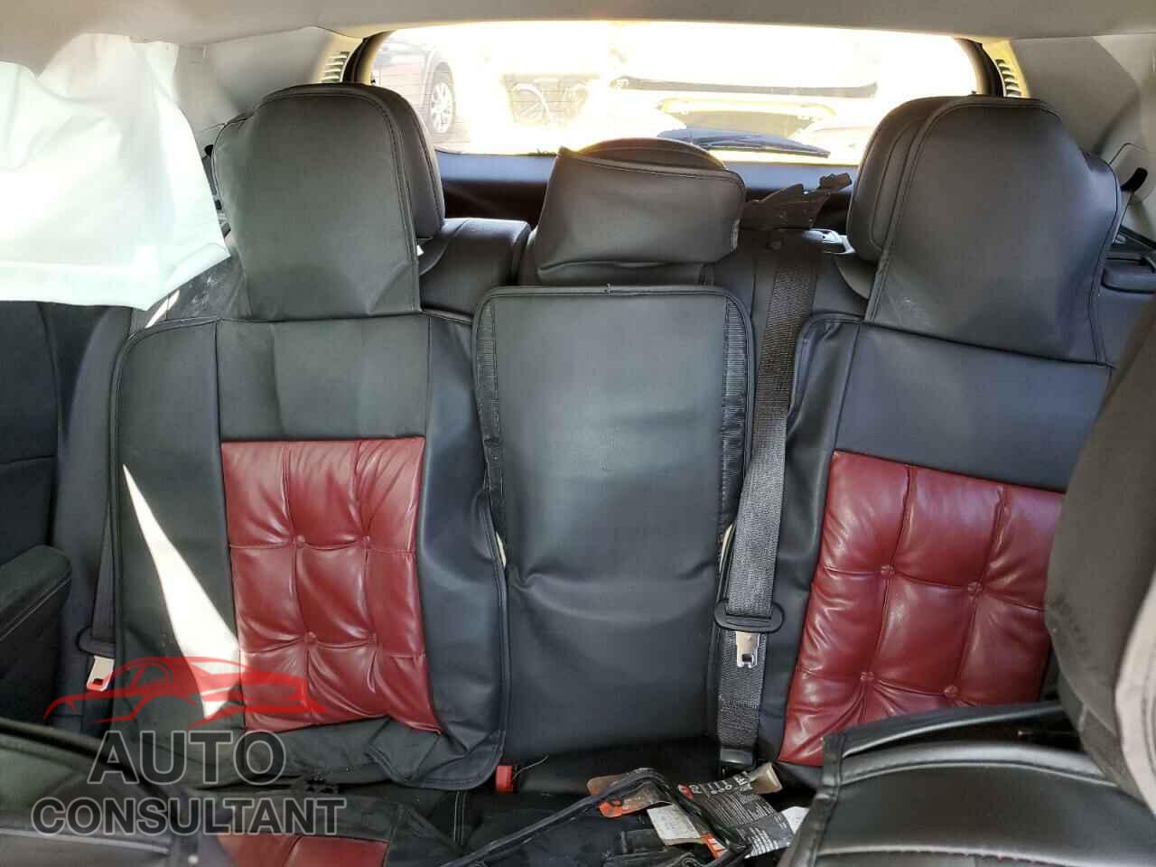 JEEP COMPASS 2018 - 3C4NJDBB5JT100205