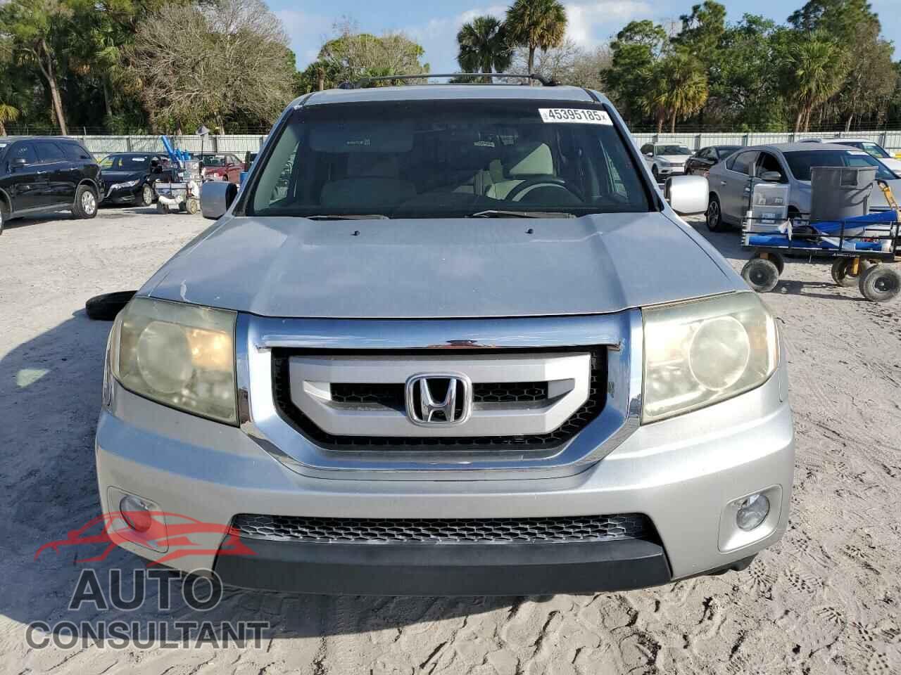 HONDA PILOT 2011 - 5FNYF3H43BB003327