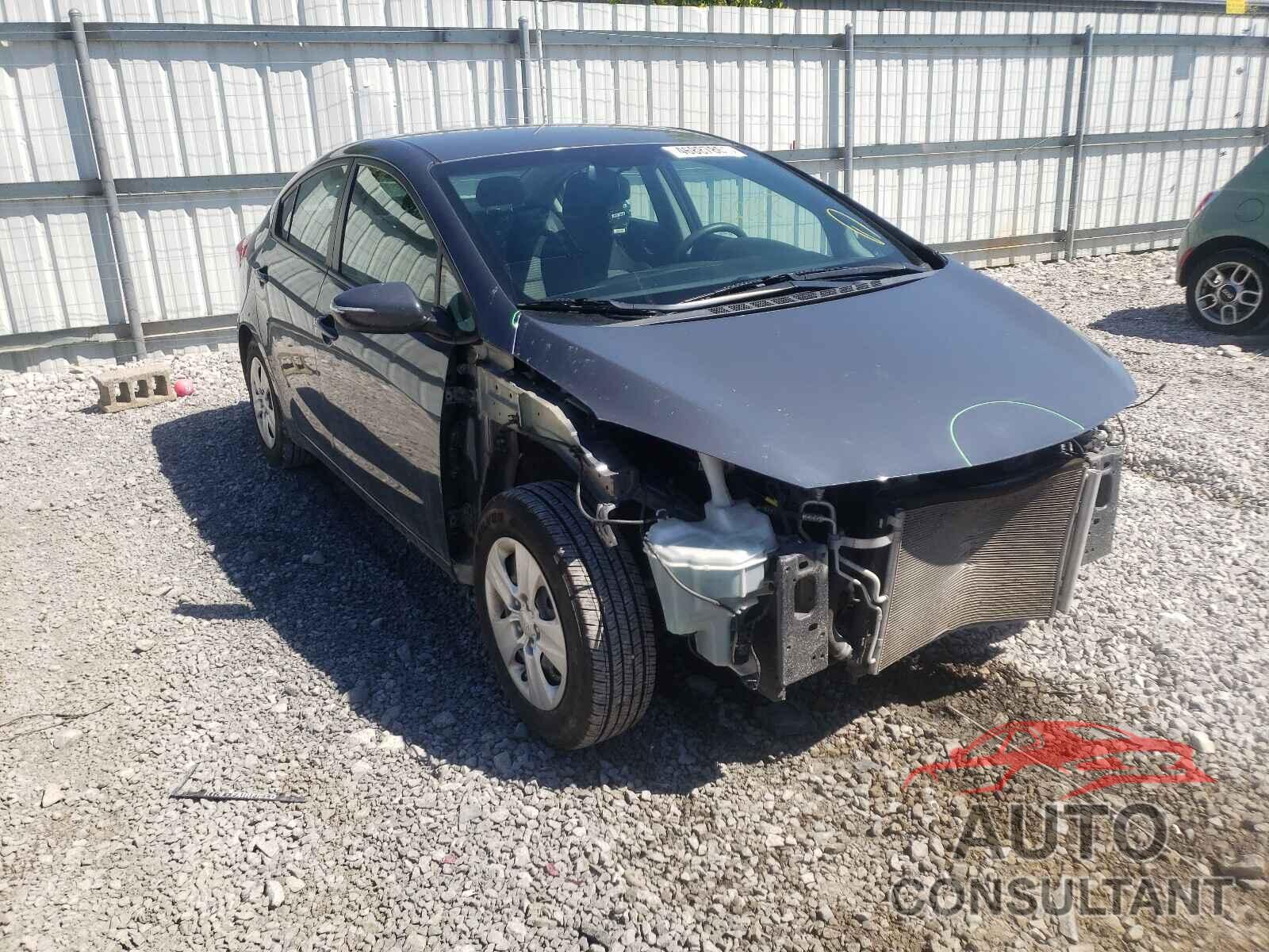 KIA FORTE 2016 - KNAFX4A65G5558579