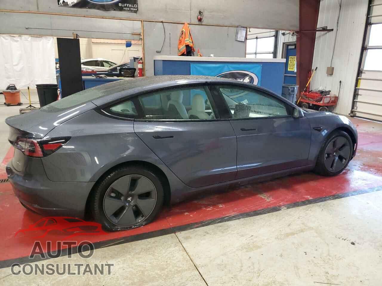 TESLA MODEL 3 2022 - 5YJ3E1EB9NF249727
