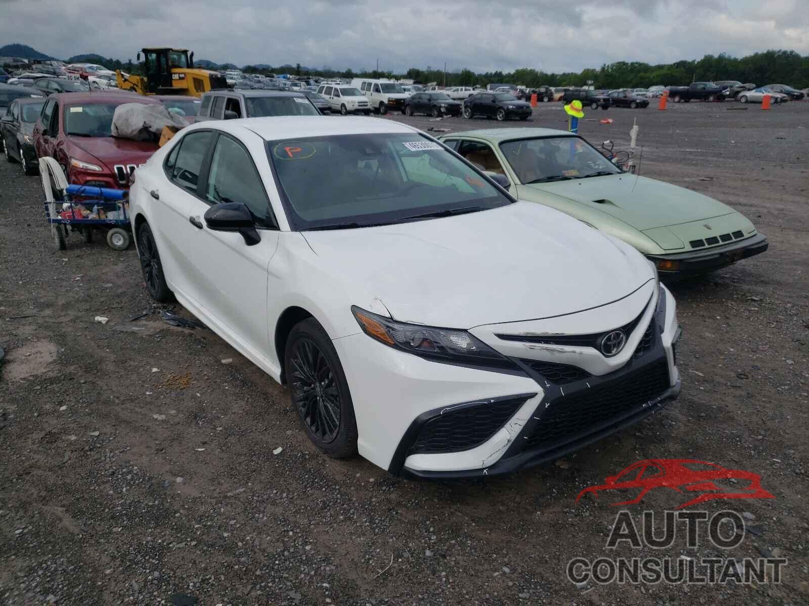 TOYOTA CAMRY 2021 - 4T1G11BK1MU031719