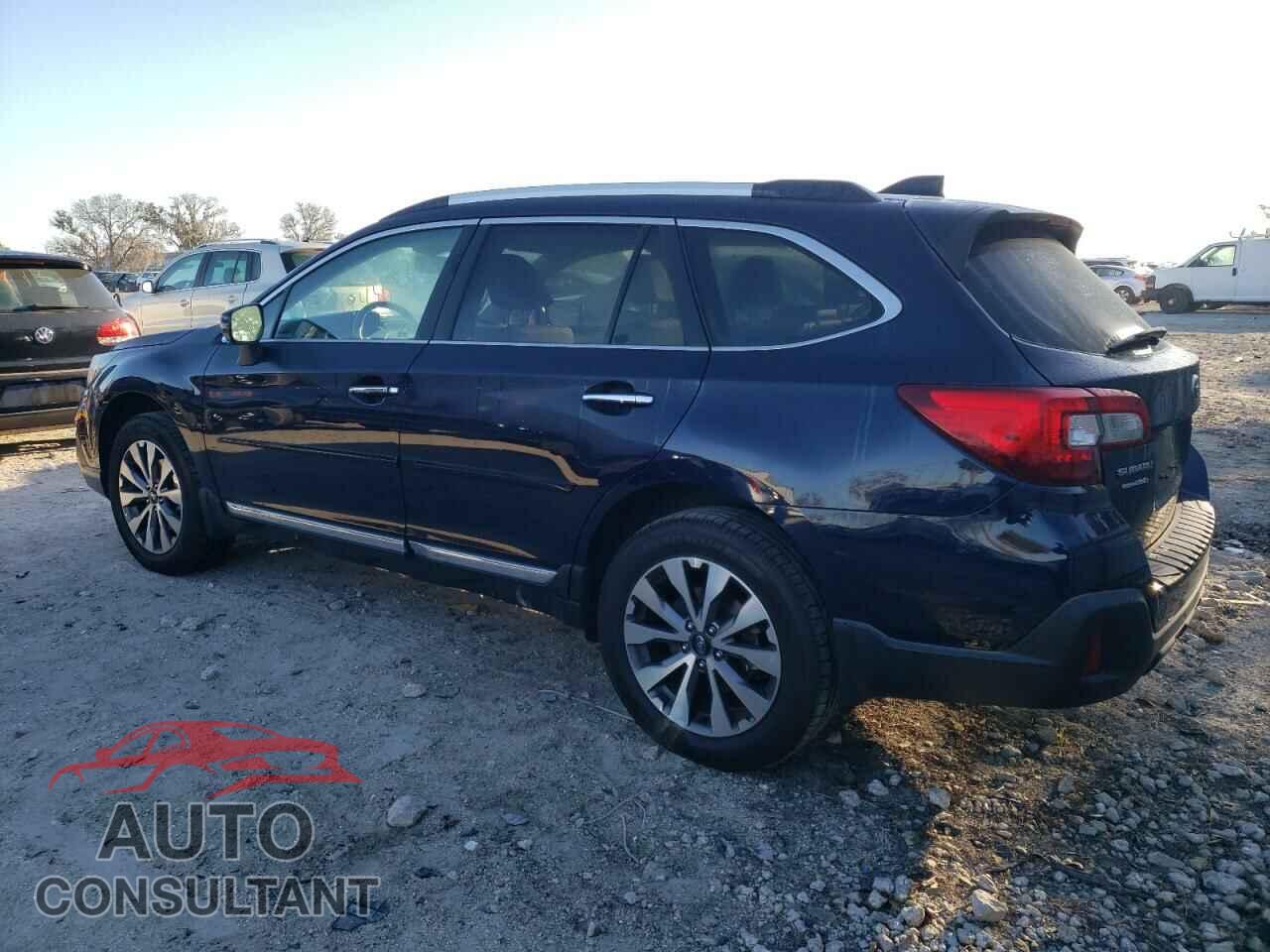 SUBARU OUTBACK 2018 - 4S4BSATC2J3325341