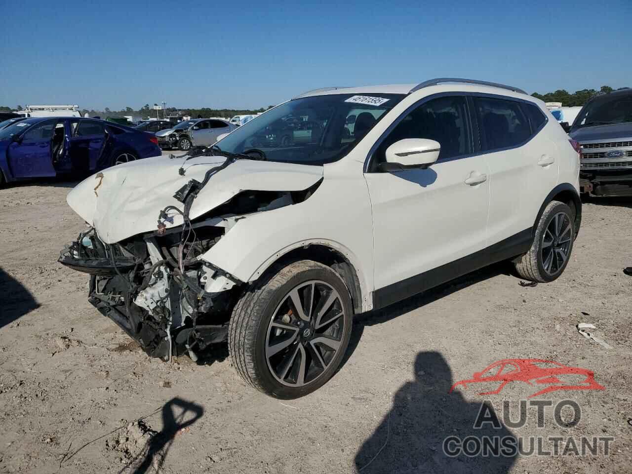 NISSAN ROGUE 2017 - JN1BJ1CP1HW034335