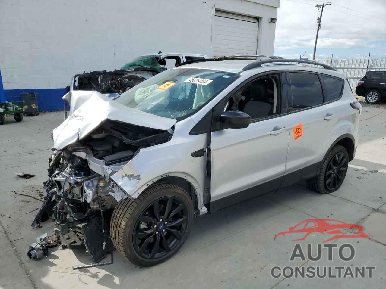 FORD ESCAPE 2018 - 1FMCU9GD4JUD37193