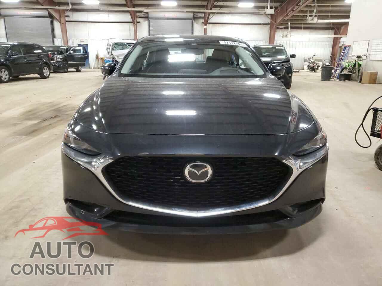 MAZDA 3 2019 - JM1BPBDM3K1134432