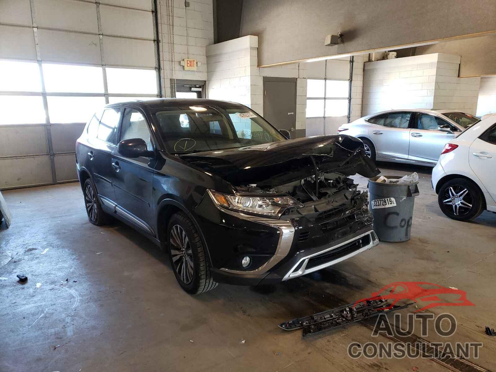 MITSUBISHI OUTLANDER 2019 - JA4AD2A31KZ004659