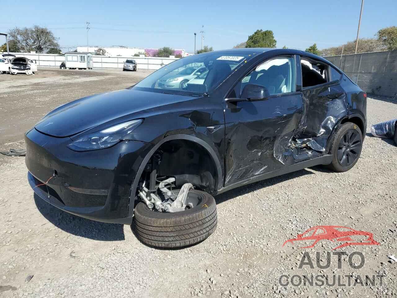 TESLA MODEL Y 2024 - 7SAYGDED4RF212399
