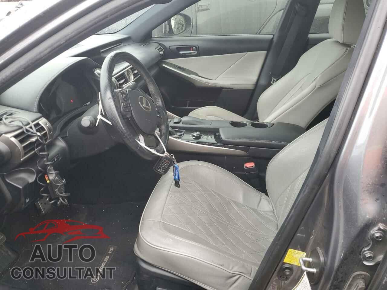 LEXUS IS 2014 - JTHBE1D20E5003663