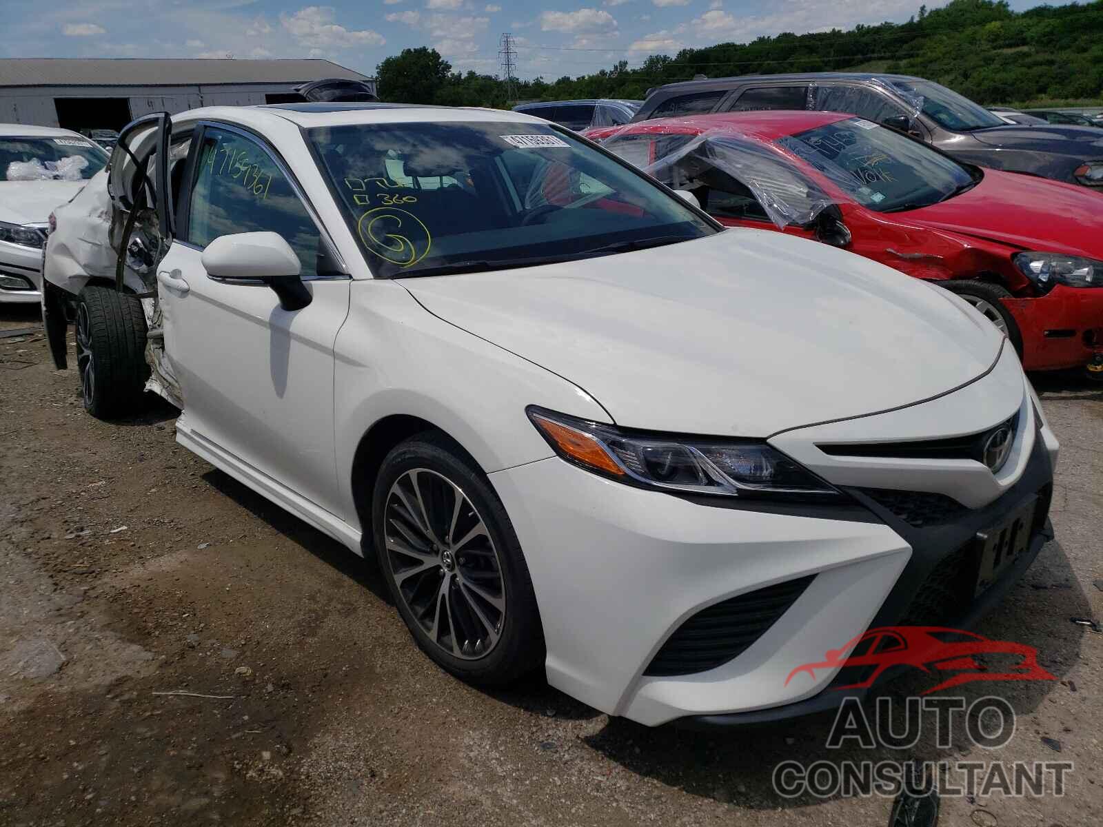 TOYOTA CAMRY 2019 - 4T1B11HK8KU174889