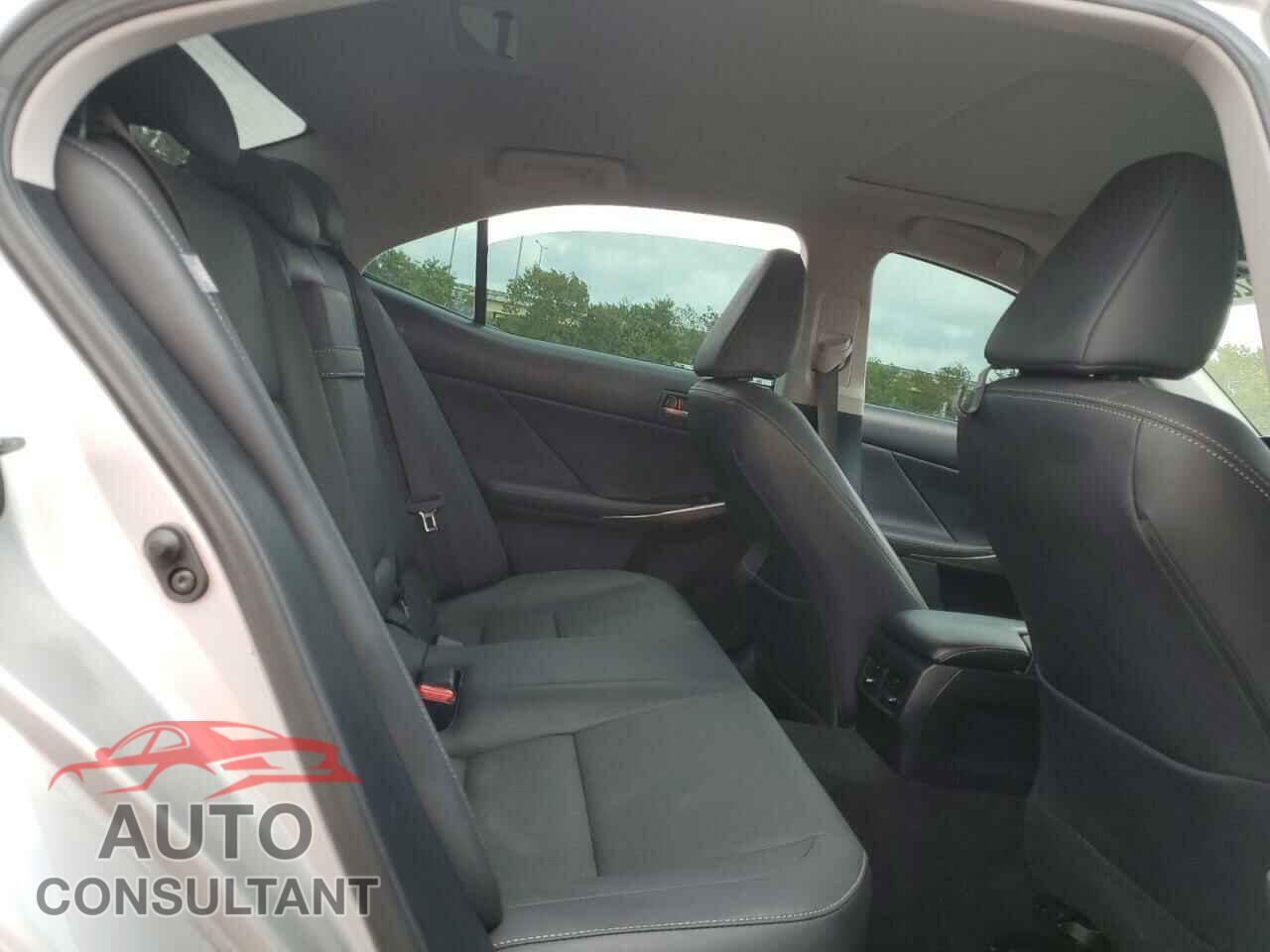 LEXUS IS 2019 - JTHBA1D20K5094330