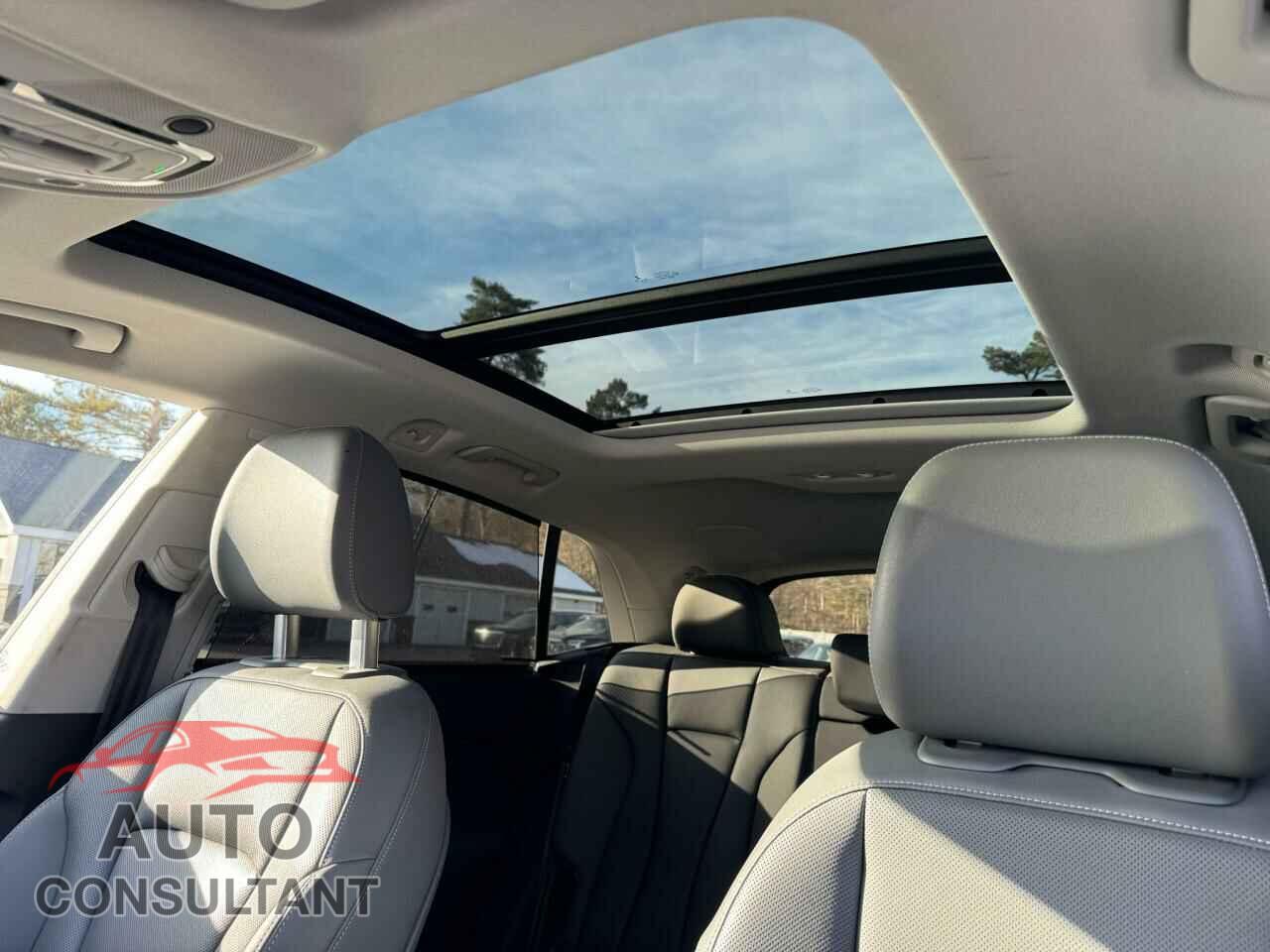 AUDI Q8 2019 - WA1FVAF16KD034323