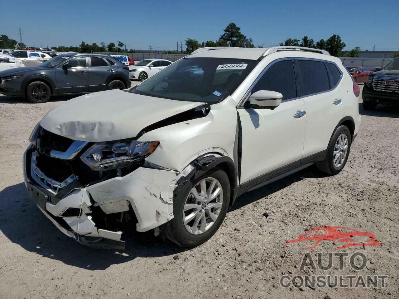 NISSAN ROGUE 2017 - 5N1AT2MT1HC879445