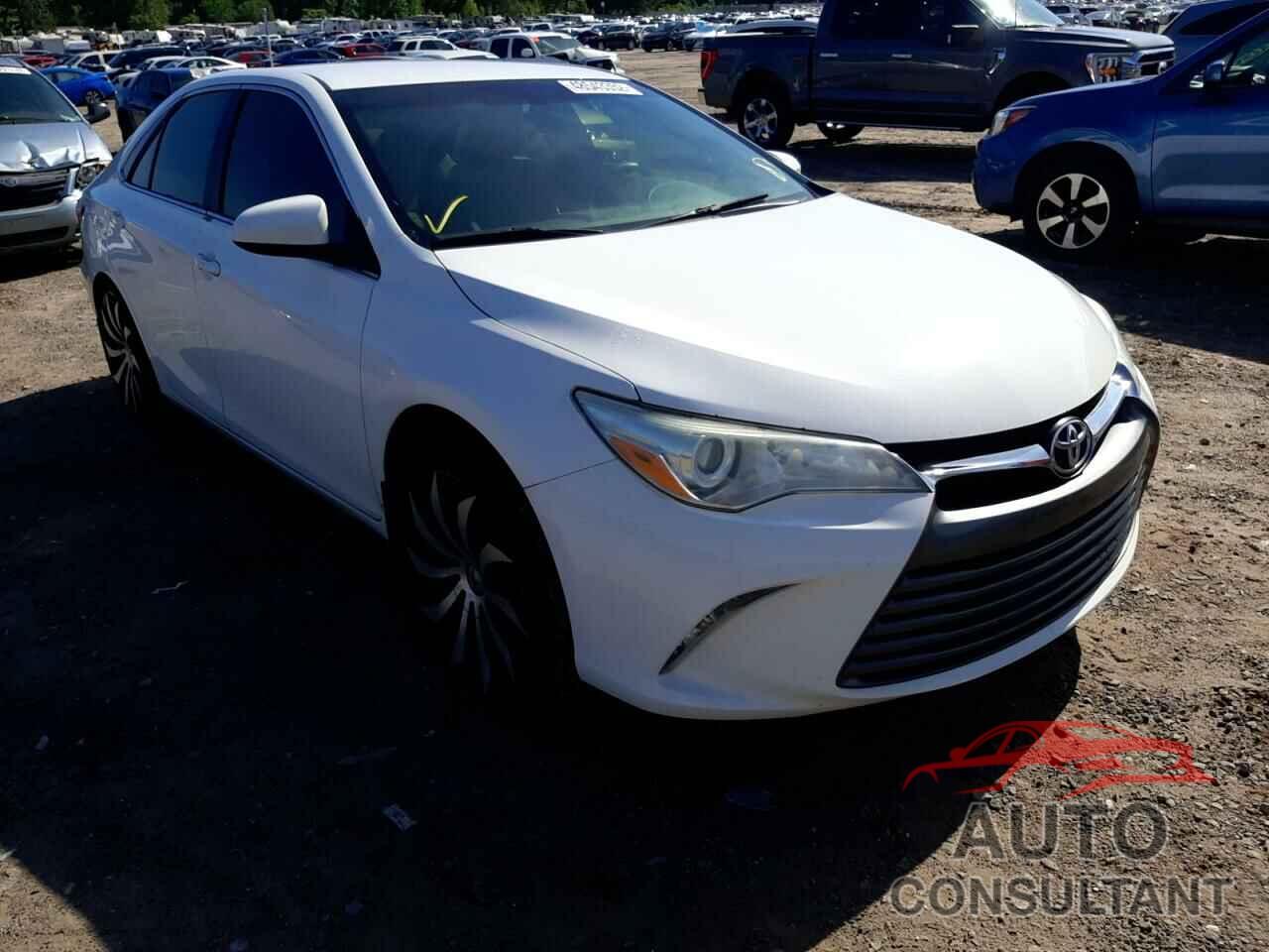 TOYOTA CAMRY 2016 - 4T4BF1FKXGR540126