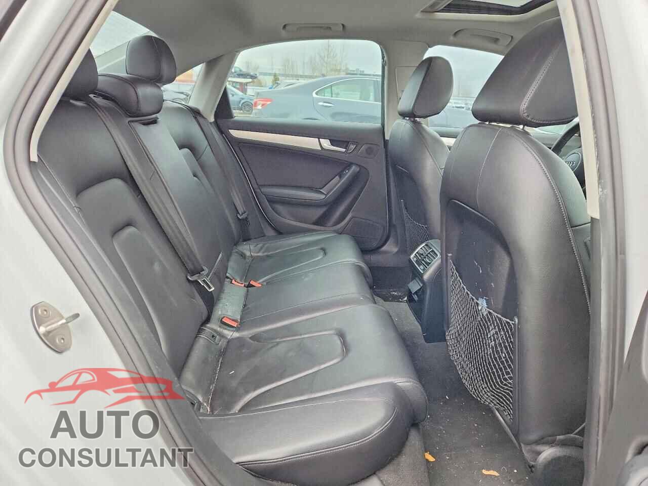 AUDI A4 2013 - WAUFFCFL6DN006595