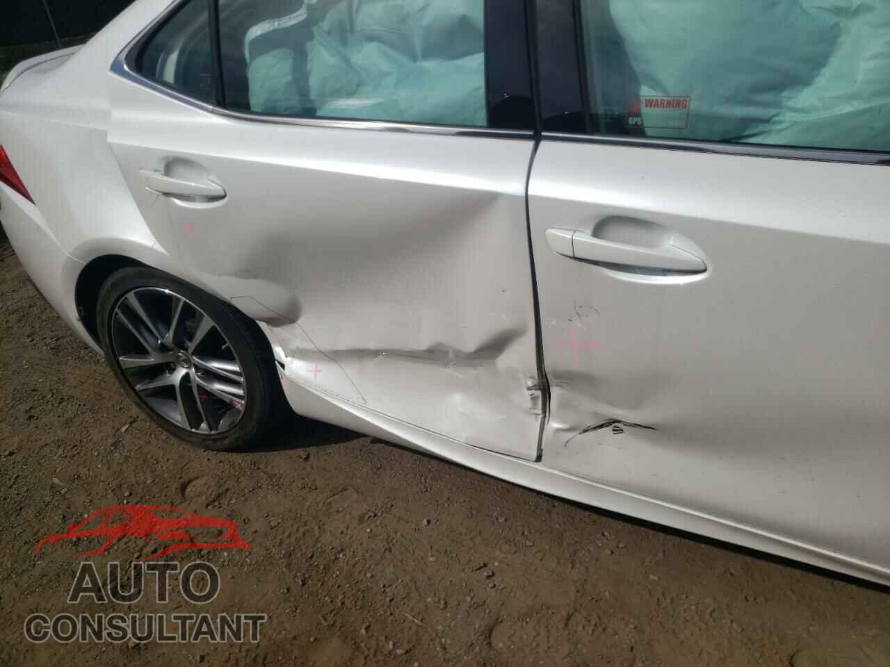 LEXUS IS 2019 - JTHBA1D28K5086931