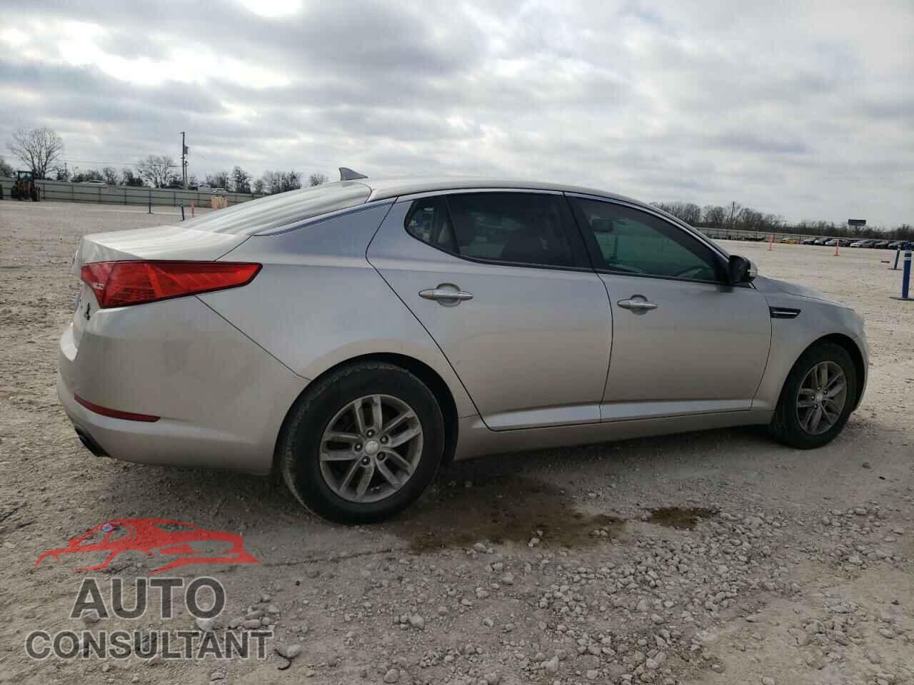 KIA OPTIMA 2013 - 5XXGM4A70DG243690