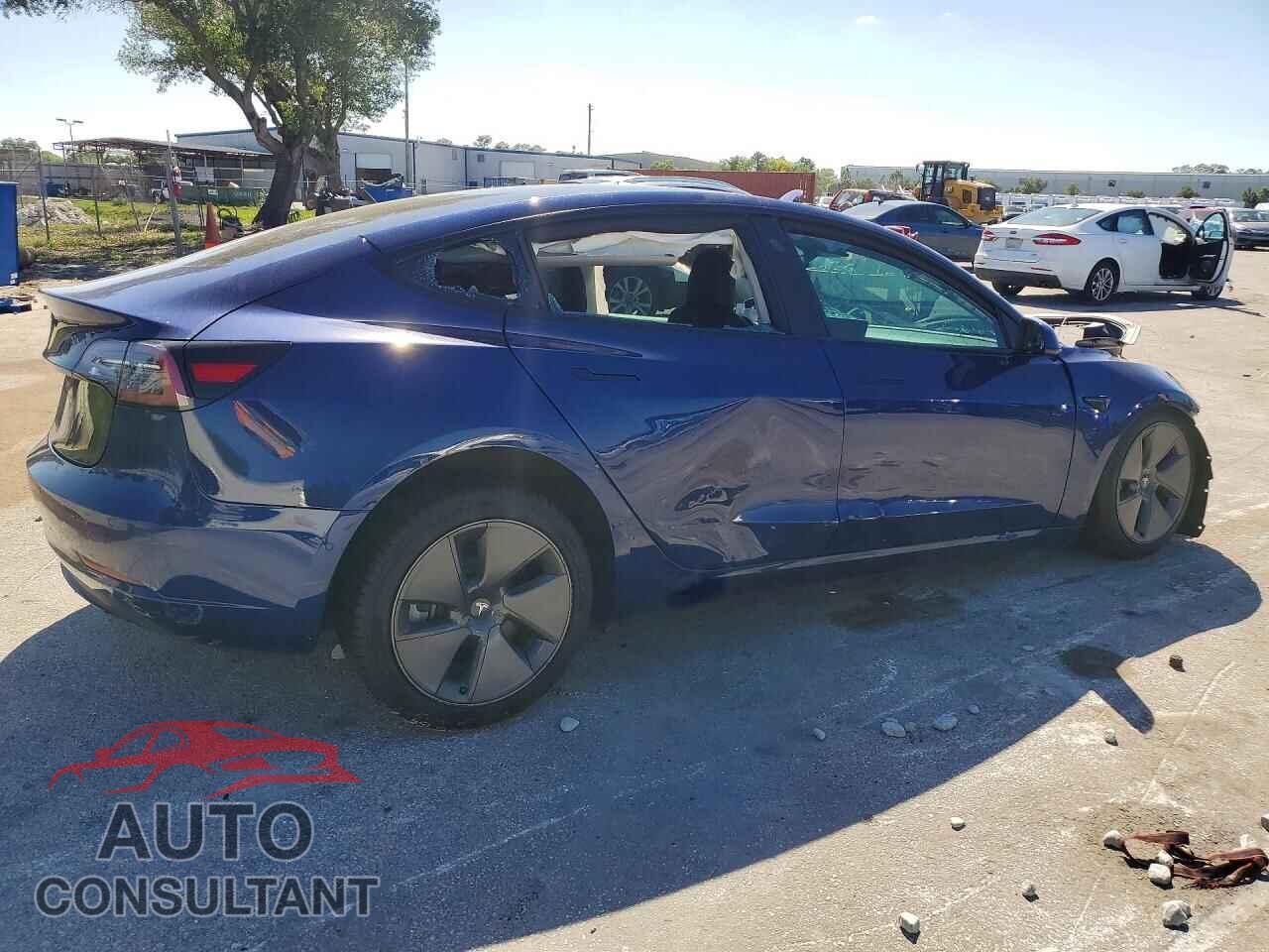 TESLA MODEL 3 2022 - 5YJ3E1EA7NF301945