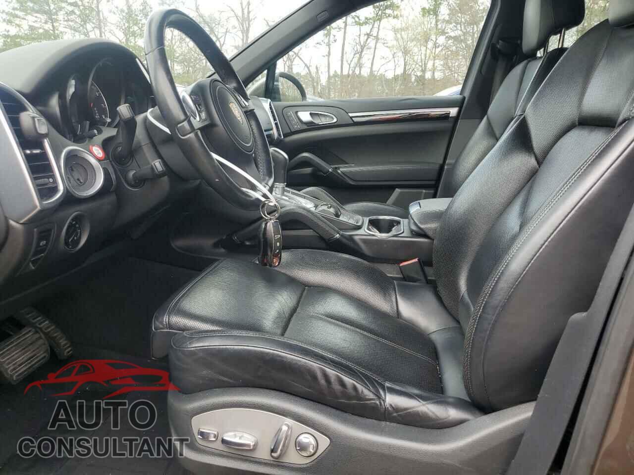PORSCHE CAYENNE 2012 - WP1AA2A2XCLA09027