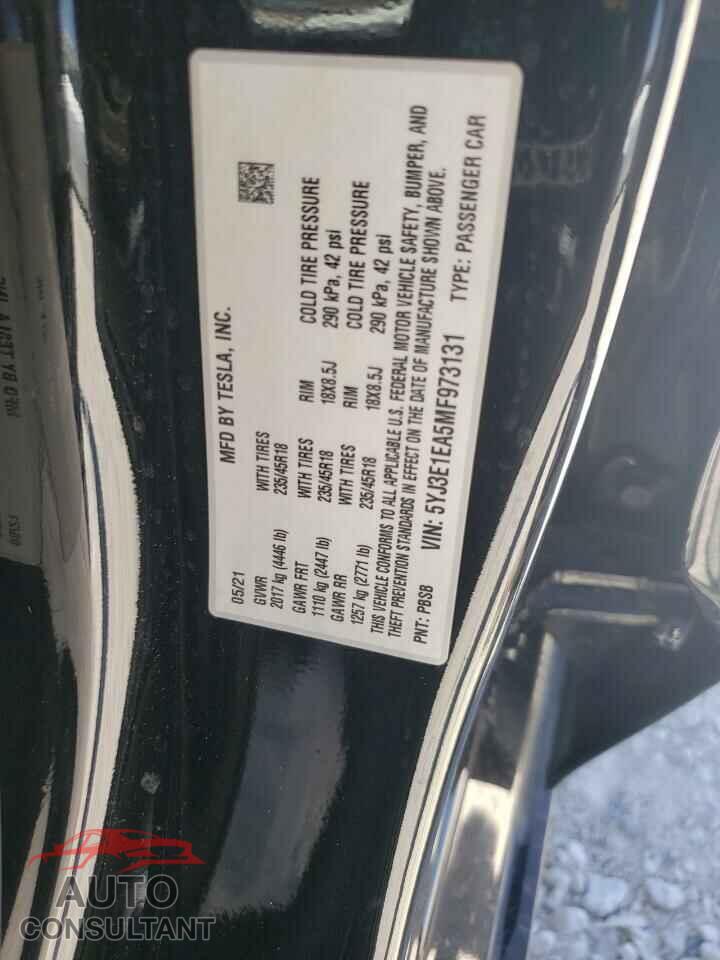 TESLA MODEL 3 2021 - 5YJ3E1EA5MF973131