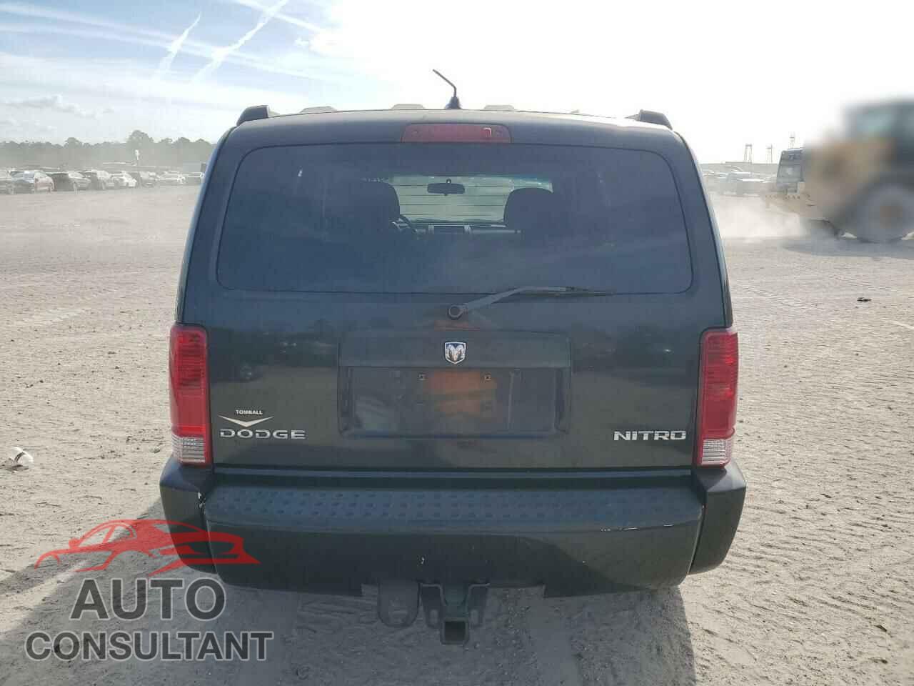 DODGE NITRO 2011 - 1D4PT4GK8BW599169