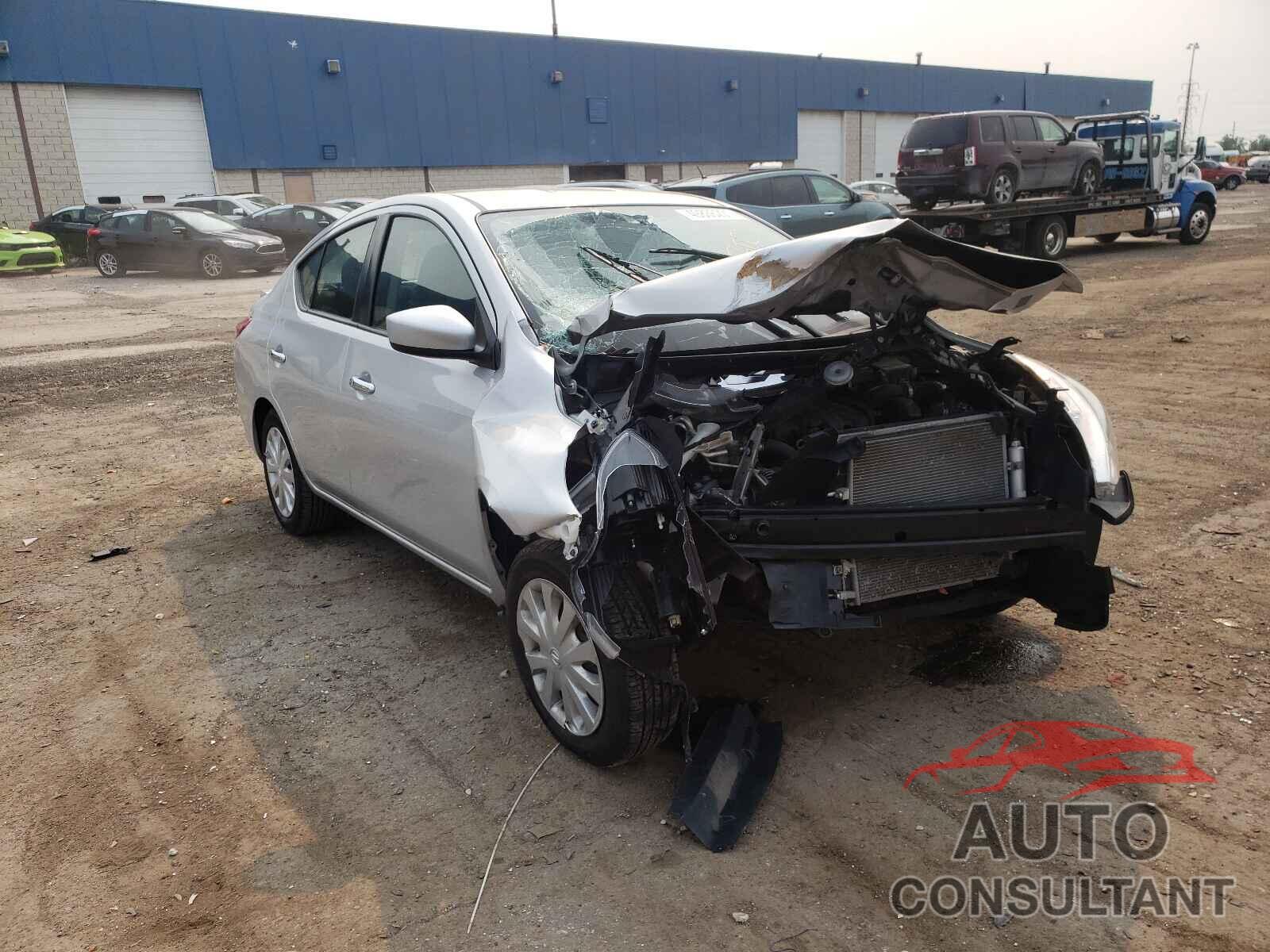 NISSAN VERSA 2017 - 3N1CN7AP5HK441780