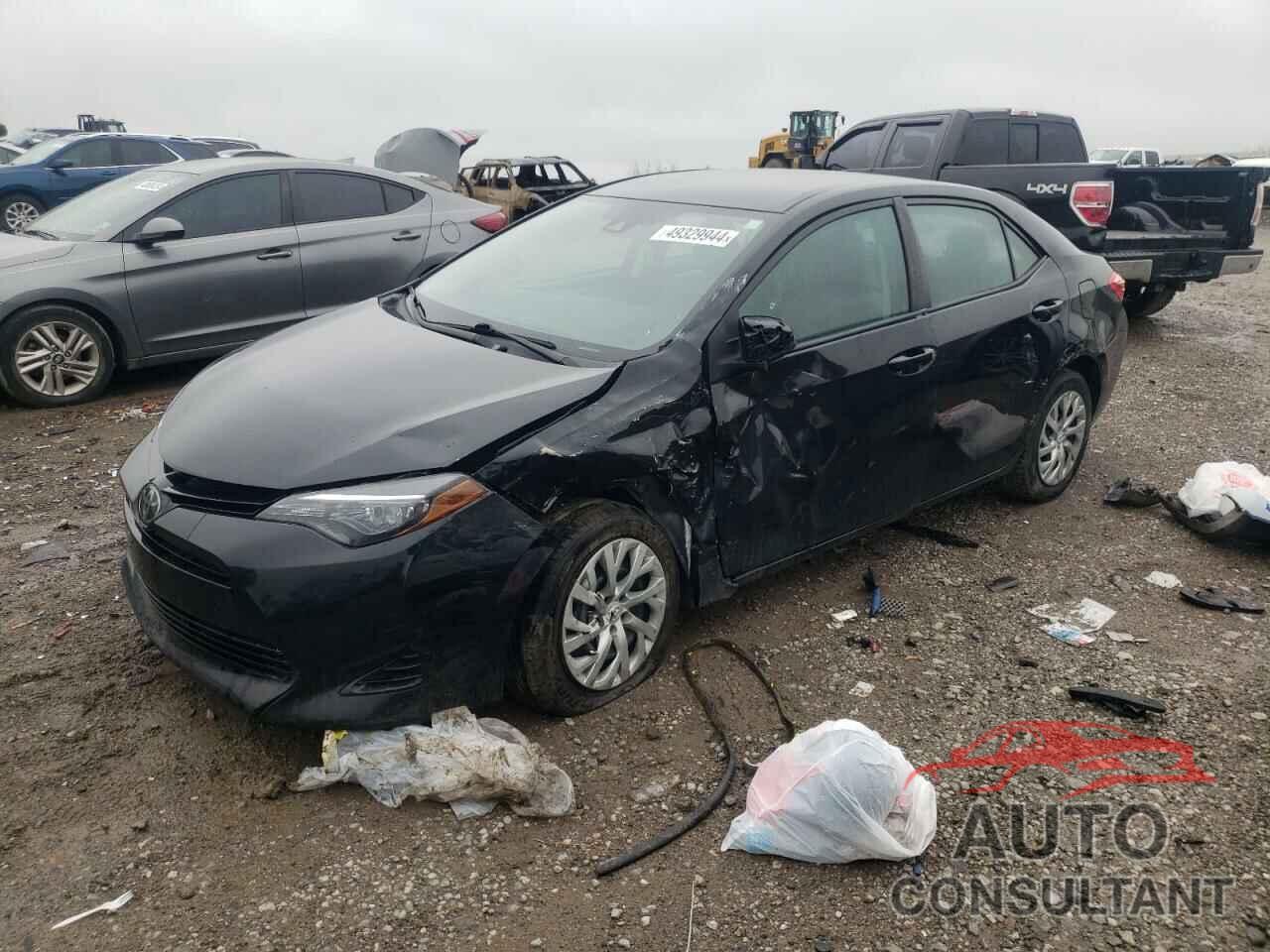 TOYOTA COROLLA 2018 - 5YFBURHE6JP801556