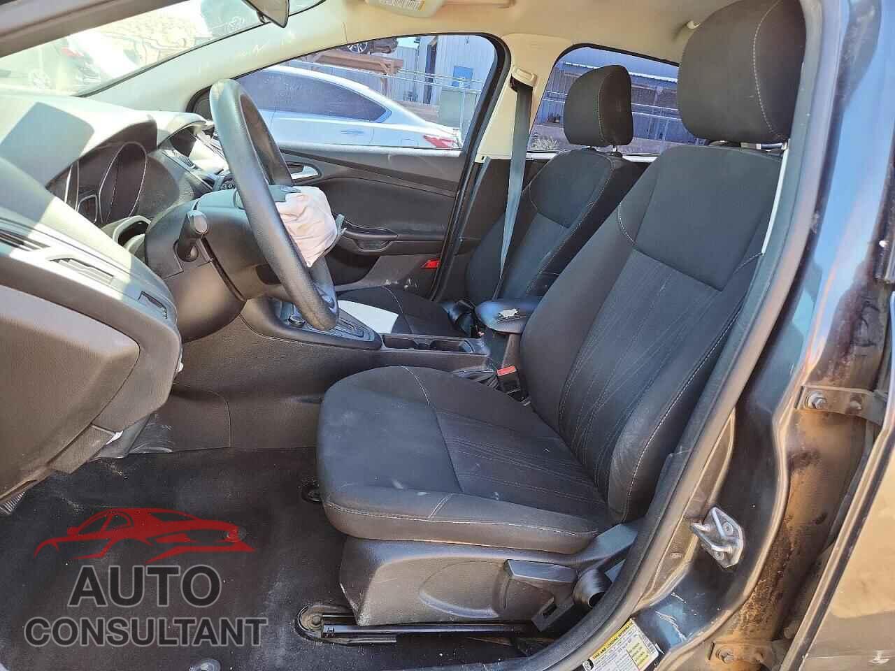 FORD FOCUS 2017 - 1FADP3K20HL245314