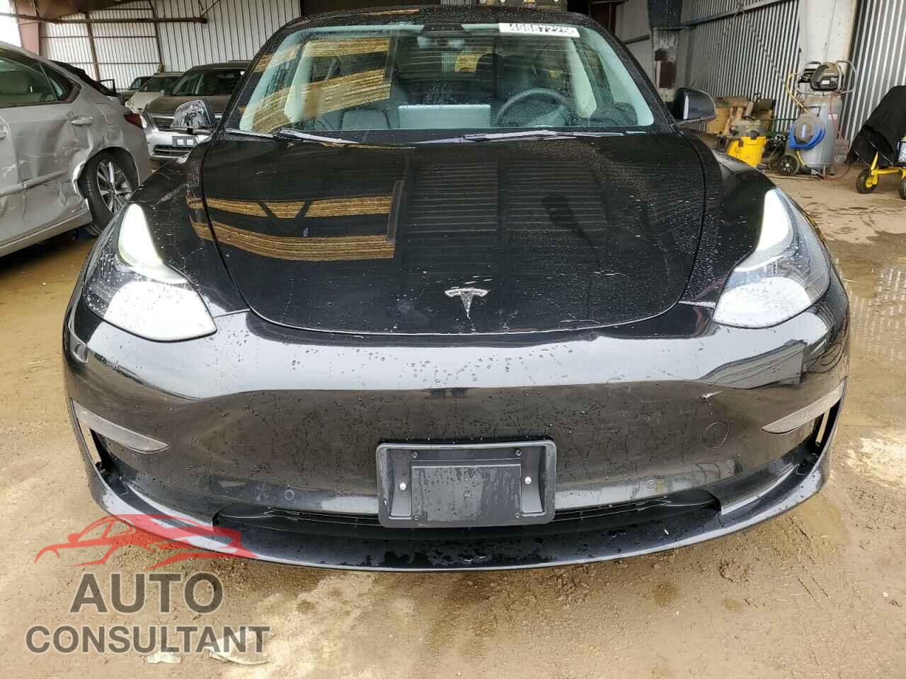 TESLA MODEL 3 2022 - 5YJ3E1EAXNF304743