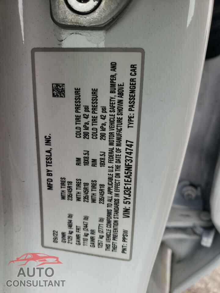 TESLA MODEL 3 2022 - 5YJ3E1EA5NF374747
